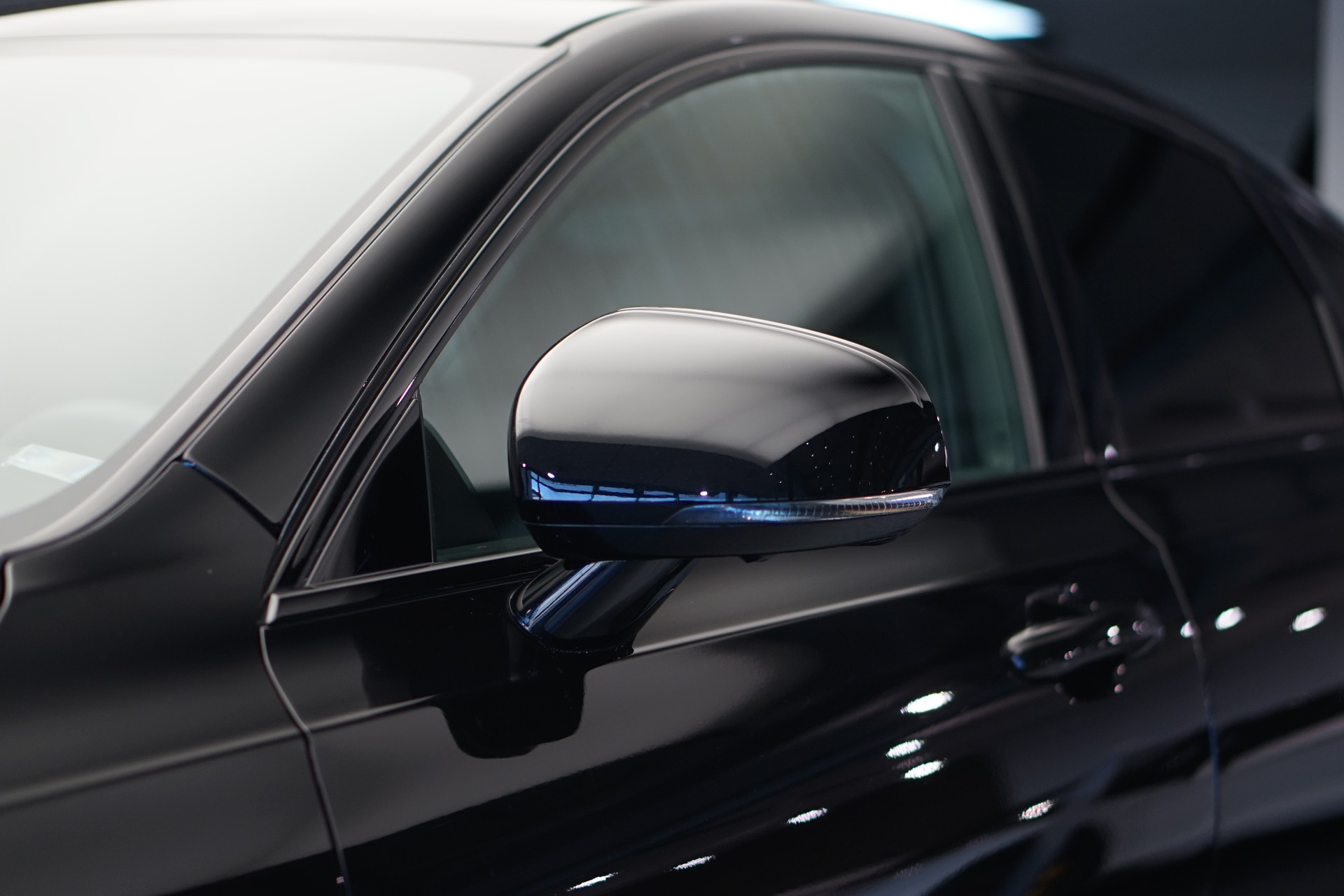 VOLVO S90 T8 eAWD Plug in Hybrid Plus Dark Geartronic-image-37