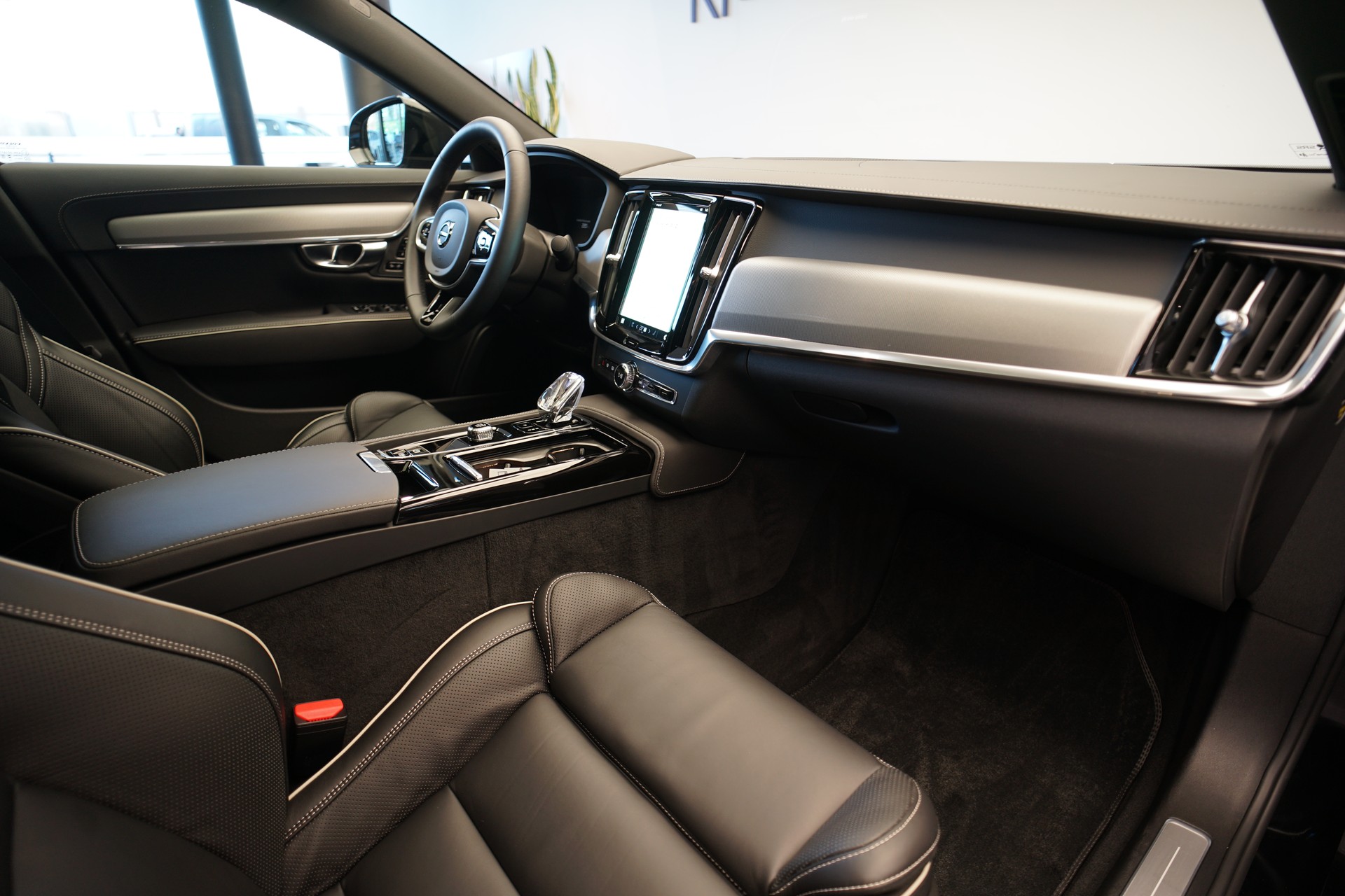 VOLVO S90 T8 eAWD Plug in Hybrid Plus Dark Geartronic-image-14