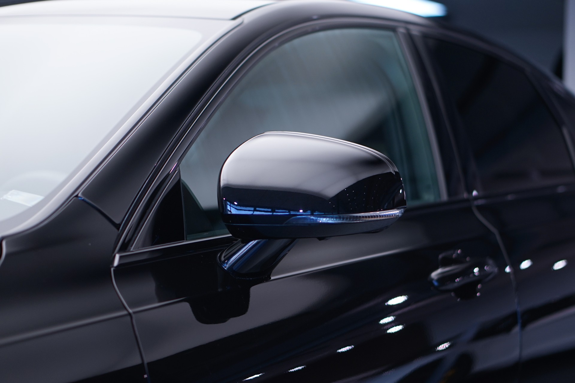 VOLVO S90 T8 eAWD Plug in Hybrid Plus Dark Geartronic-image-40