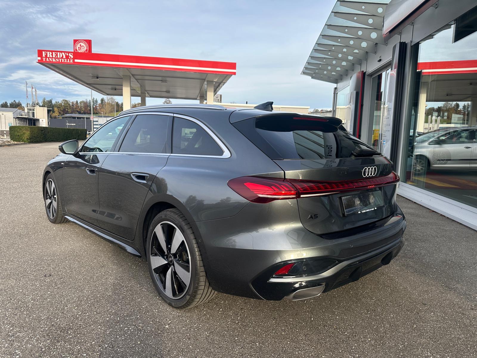 AUDI A5 Avant TFSI 150 kW S tronic-showroom-element-2