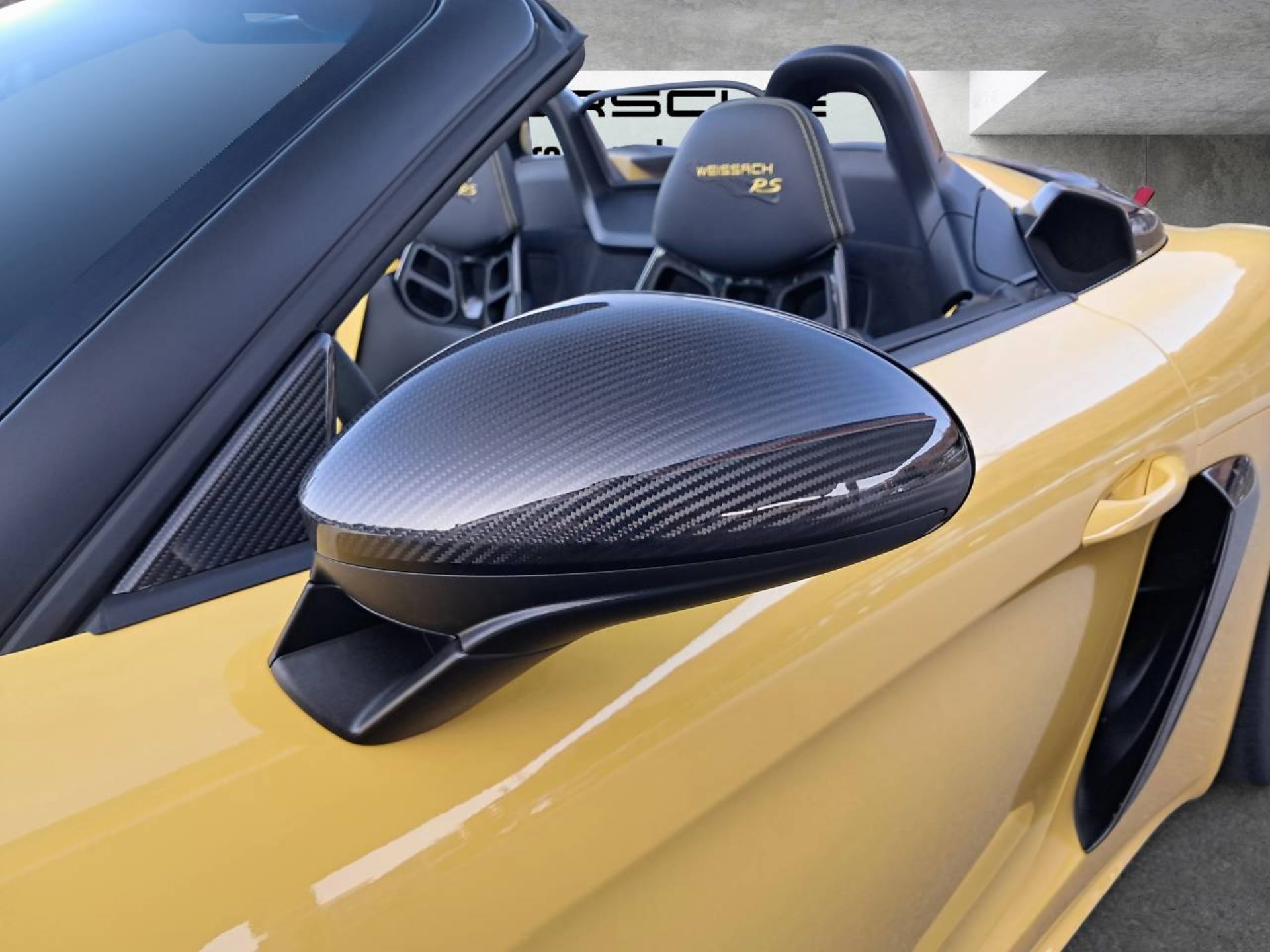 PORSCHE 718 Spyder RS-image-12