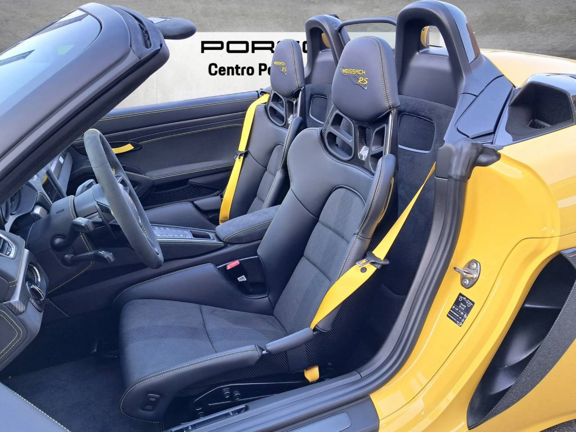 PORSCHE 718 Spyder RS-image-4