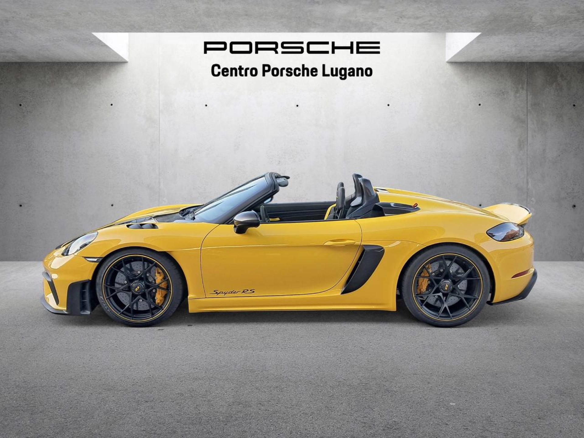 PORSCHE 718 Spyder RS-showroom-element-1