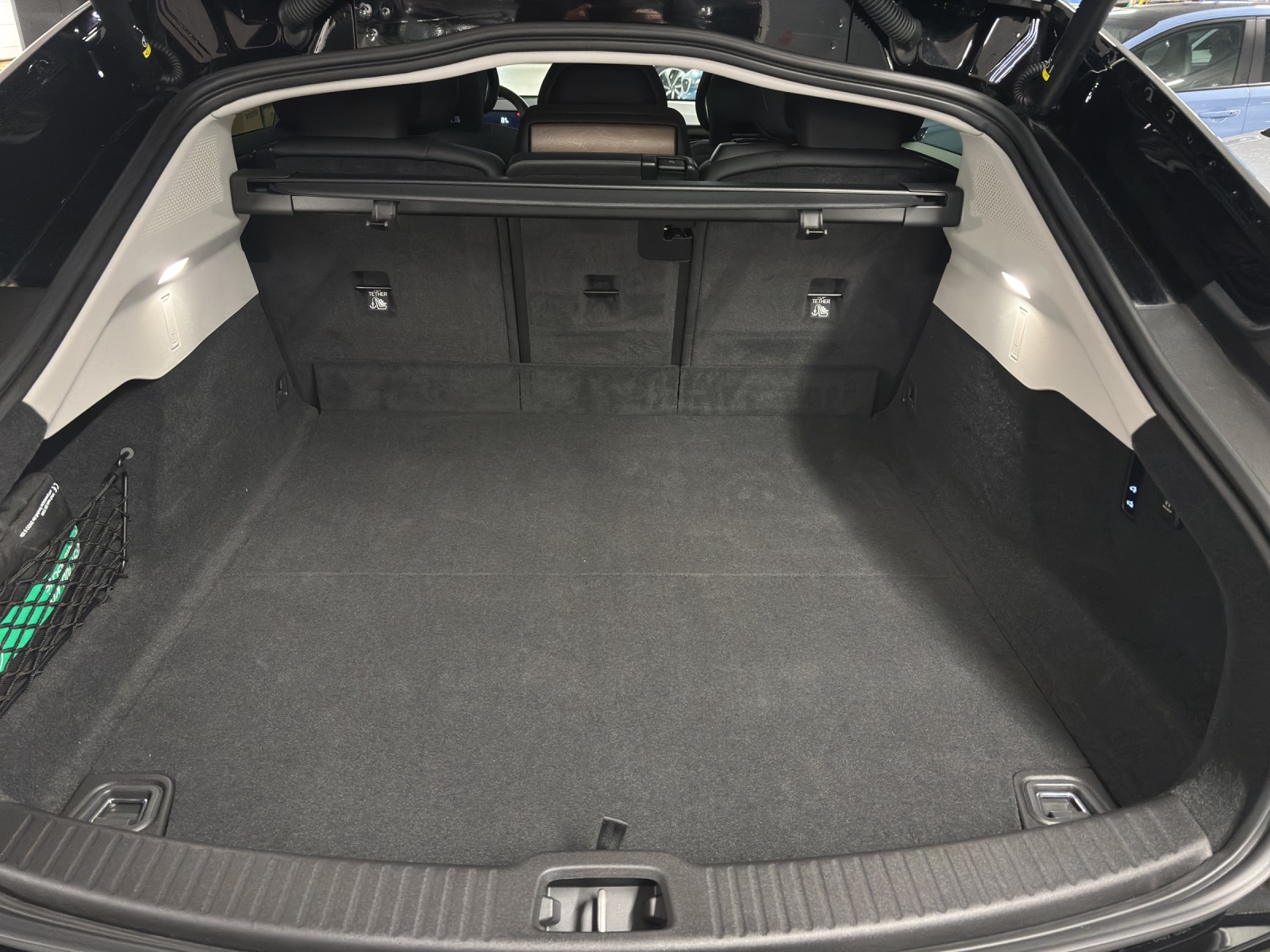 VOLVO ES90 Ultra-image-12