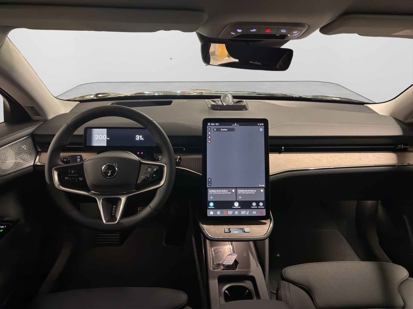 VOLVO ES90 Ultra-image-6
