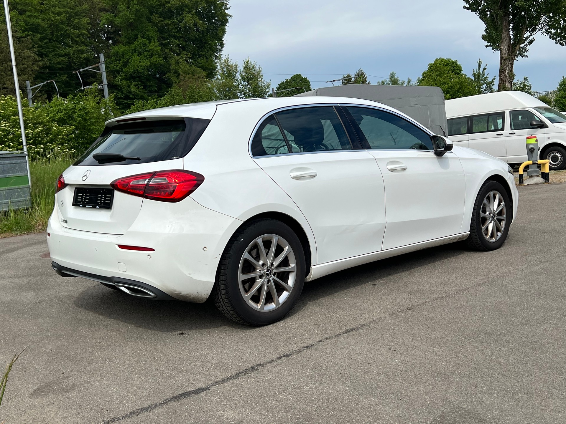MERCEDES-BENZ A 250 AMG Line-image-4