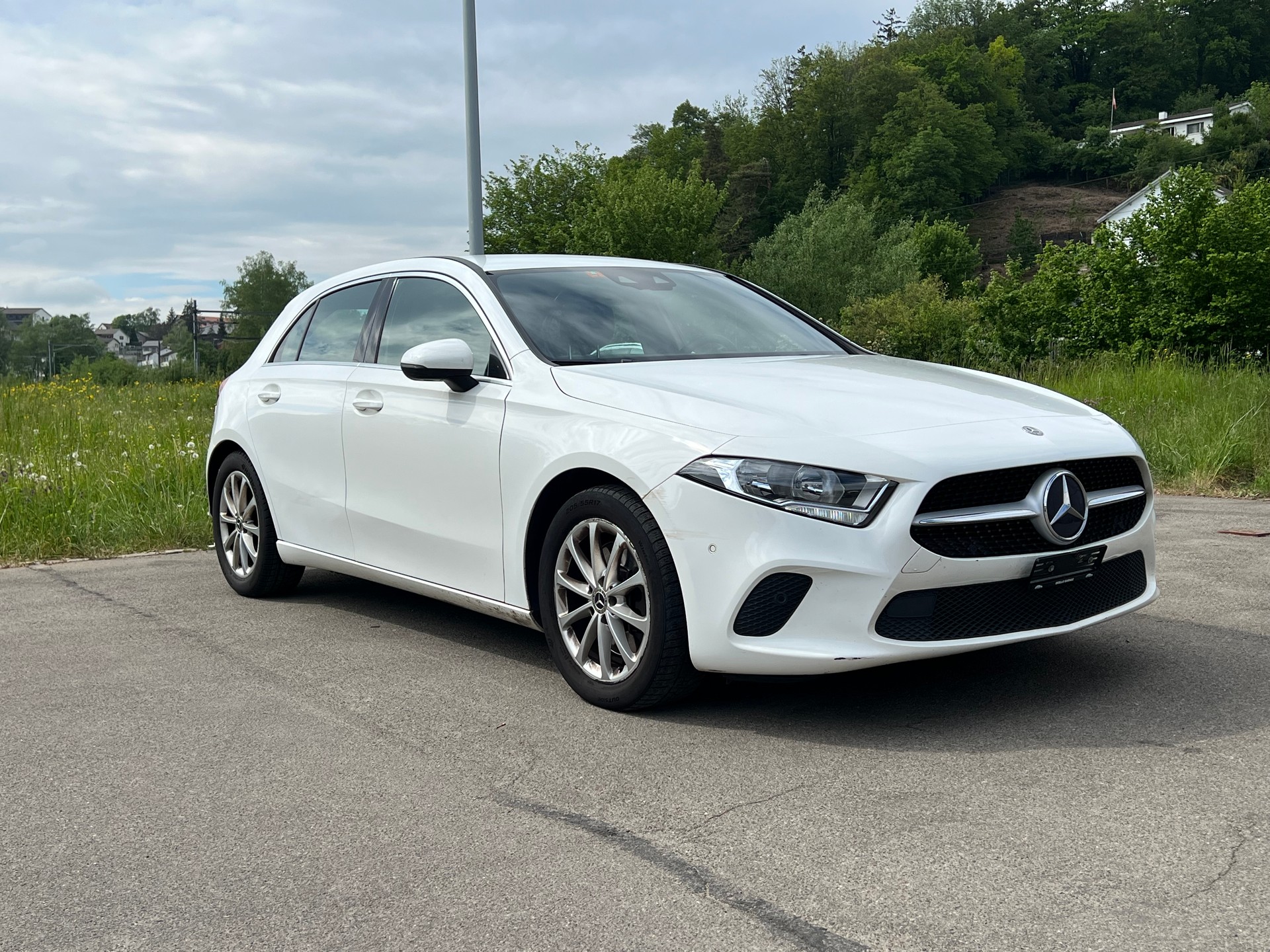 MERCEDES-BENZ A 250 AMG Line-image-2