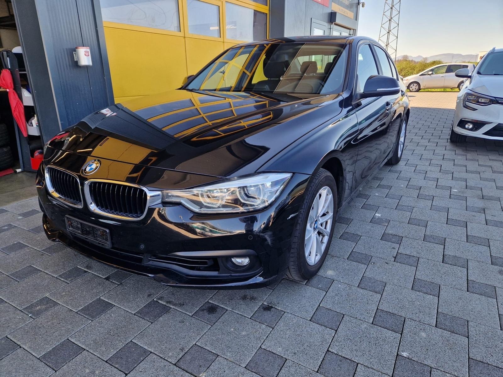 BMW 318i Business Steptronic