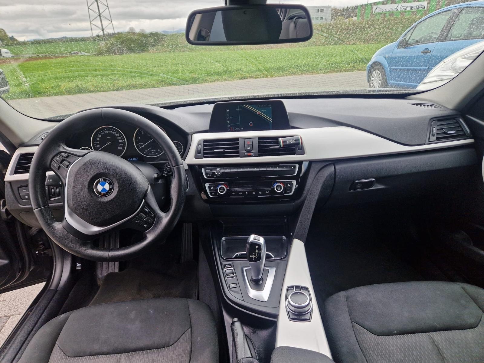 BMW 318i Business Steptronic-image-7