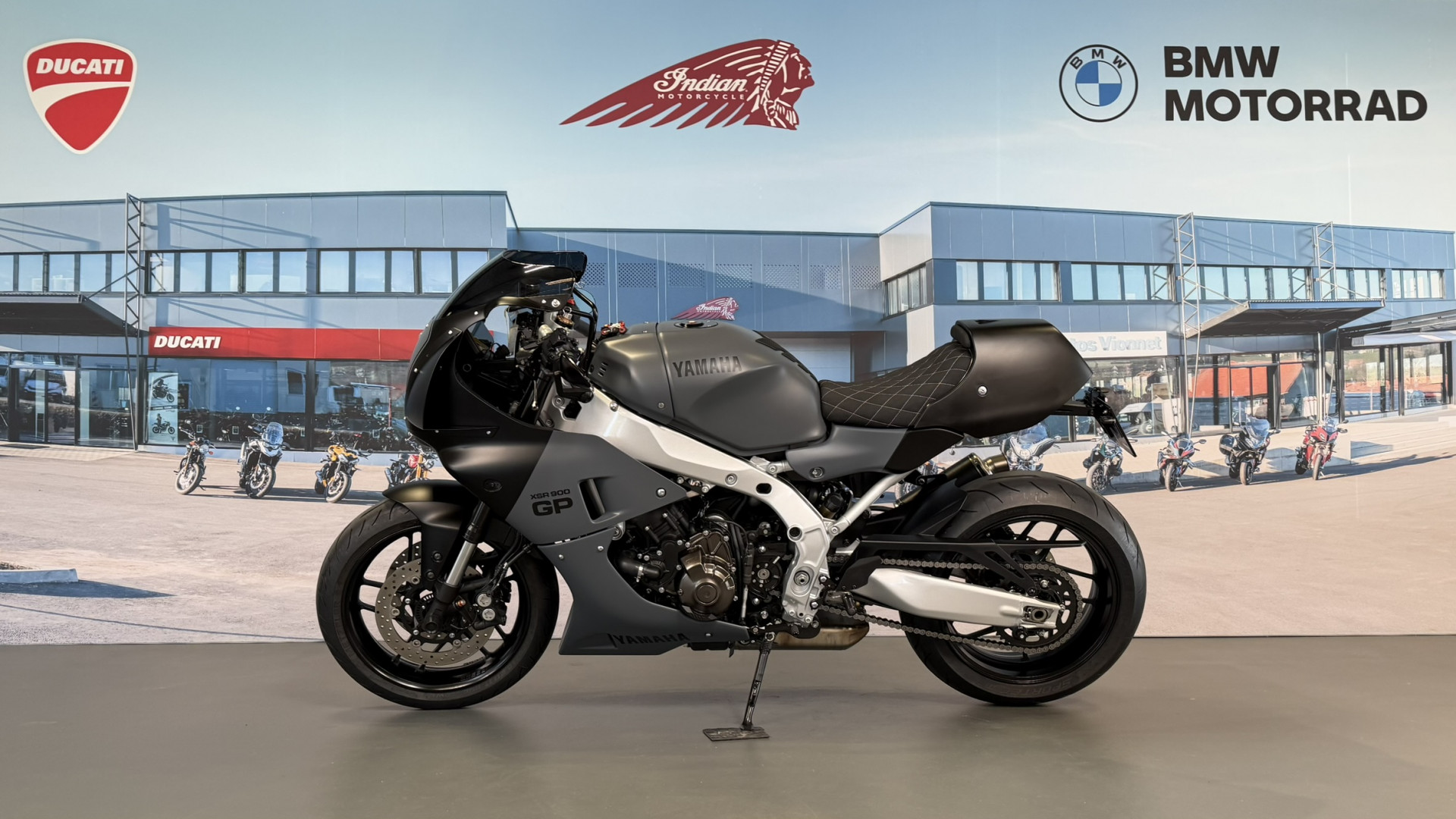 YAMAHA XSR 900 GP-image-3