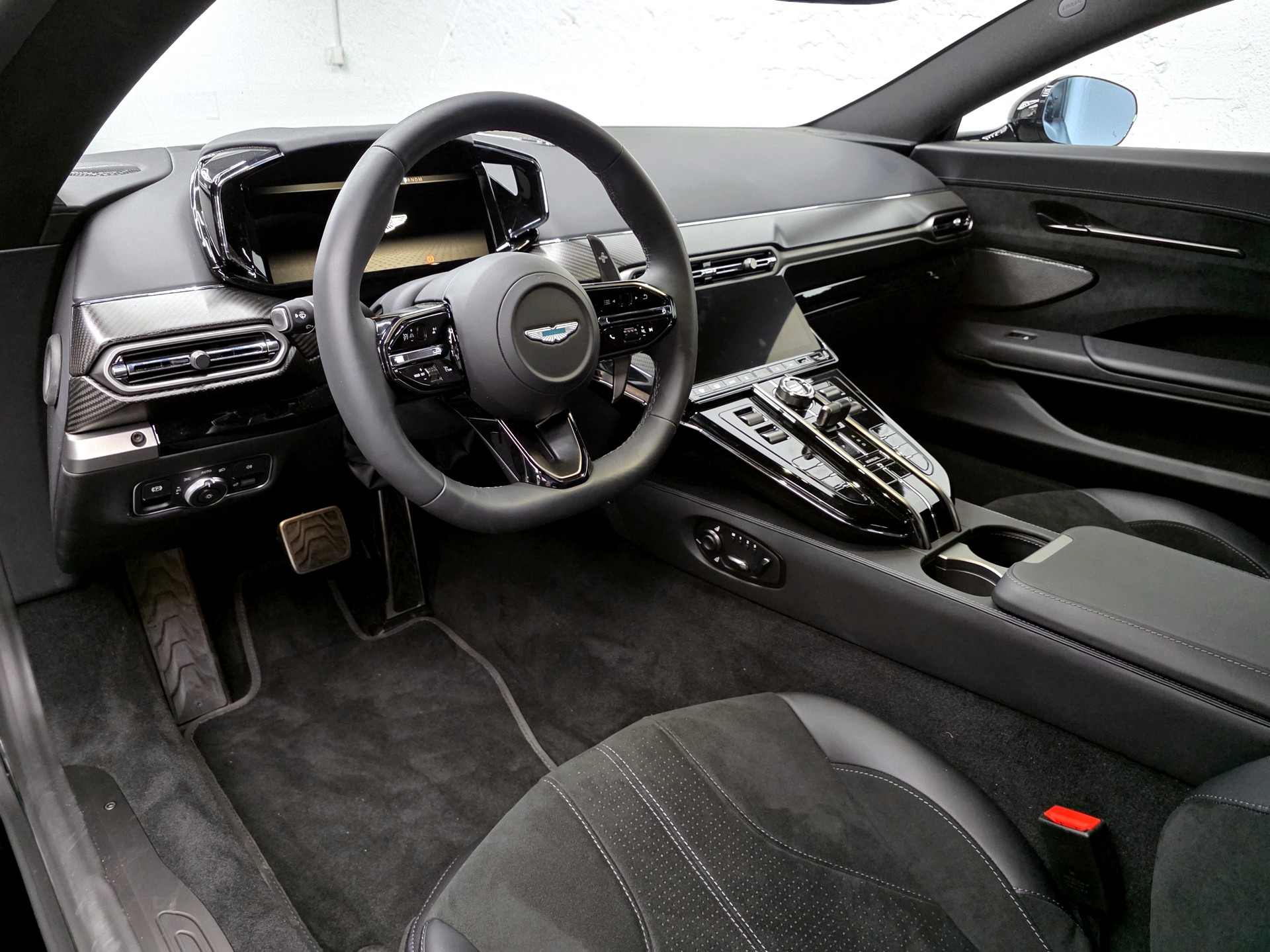 ASTON MARTIN V8 Vantage Coupé 4.0 S V8 Bi-Turbo-image-11