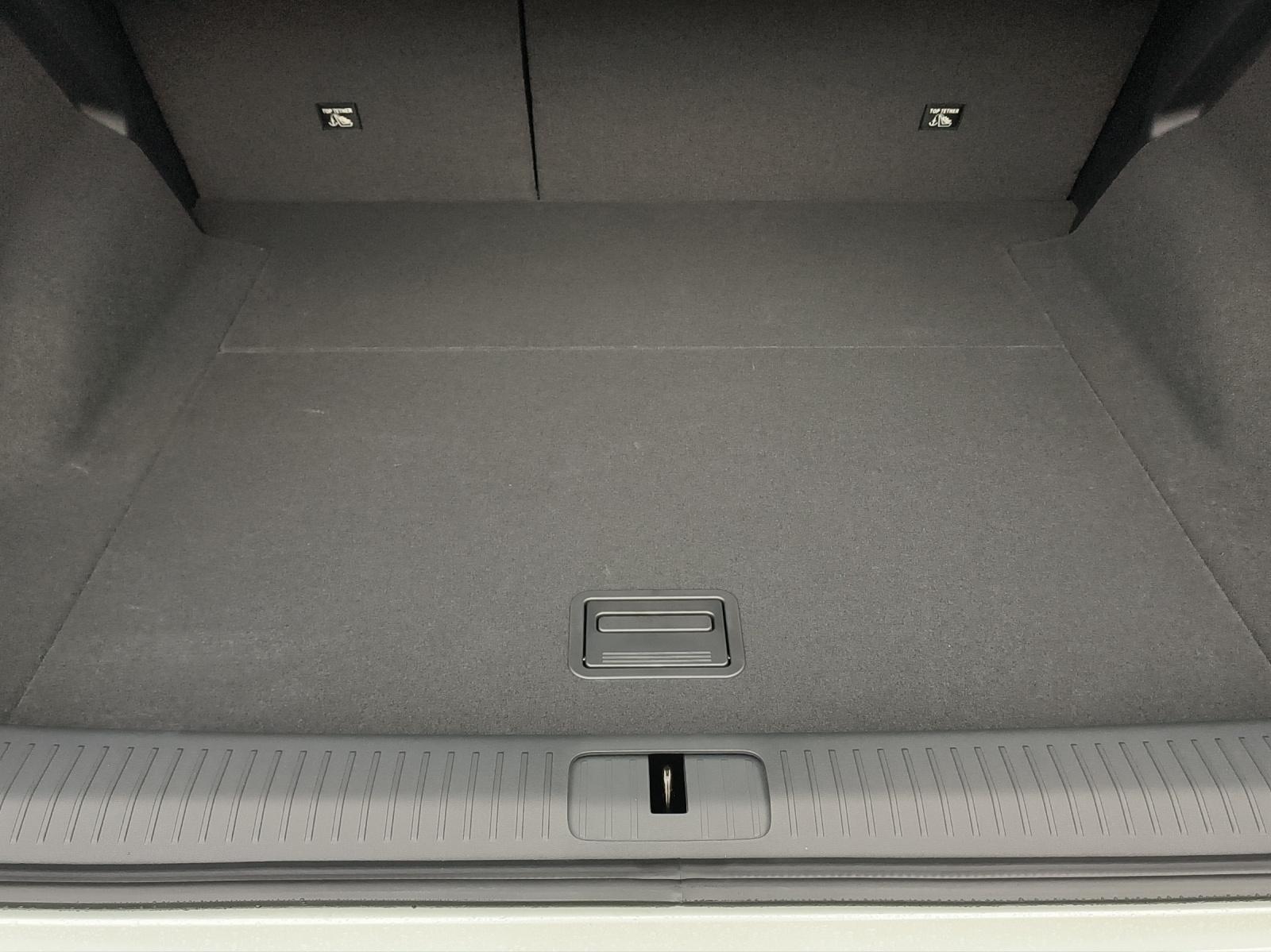 XPENG G6 Performance AWD-image-13