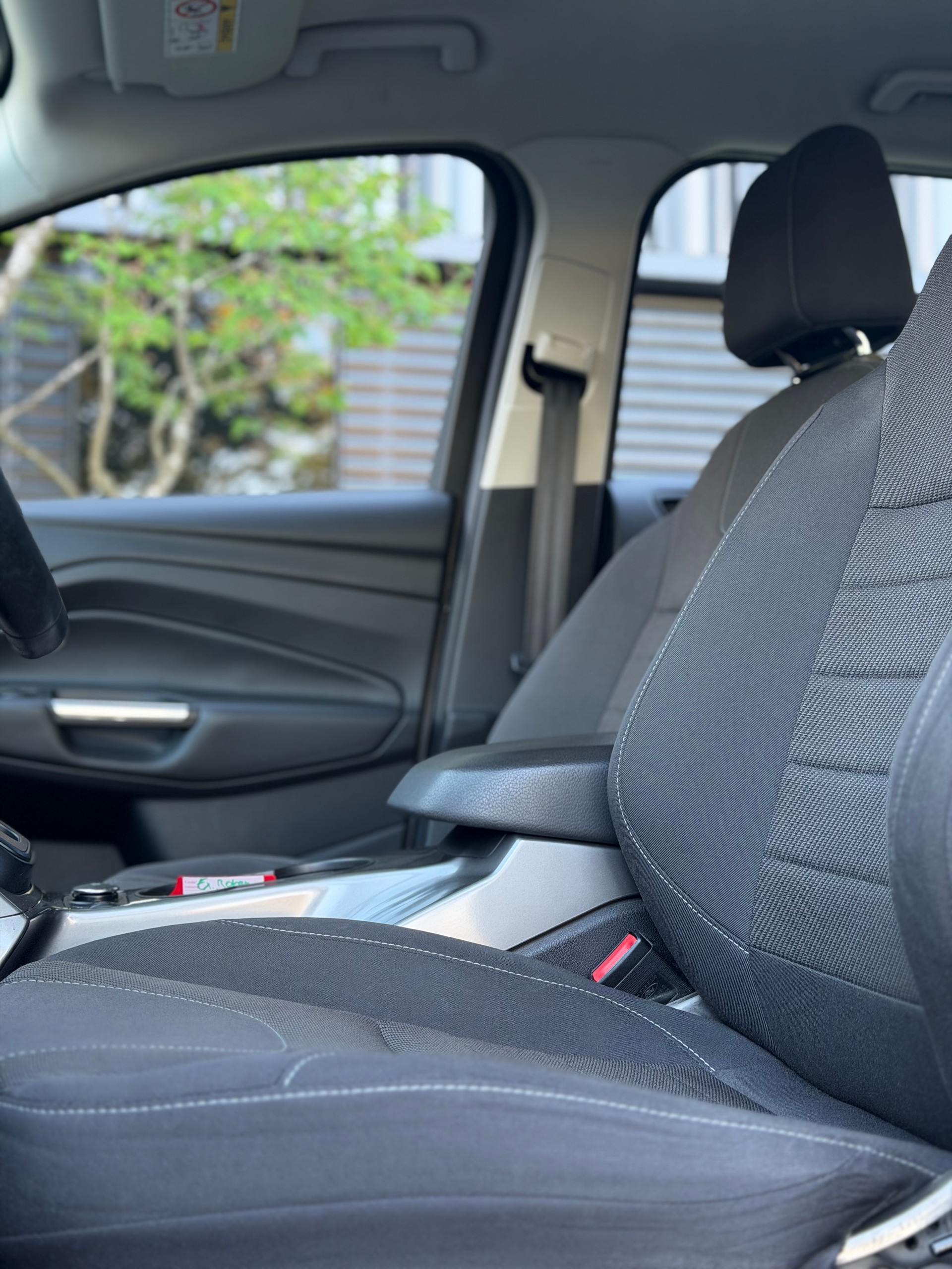 FORD Kuga 2.0 TDCi Carving 4WD PowerShift-image-12