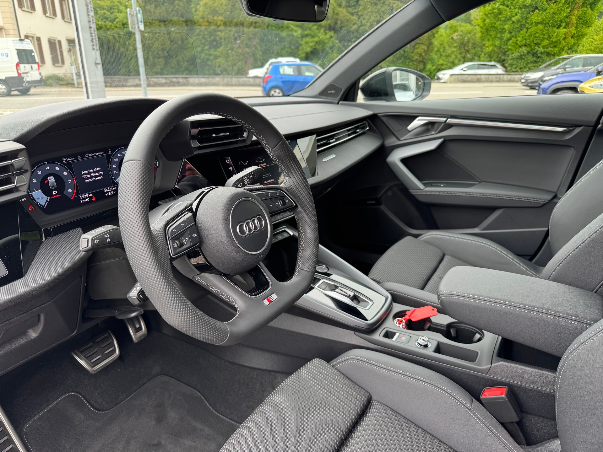 AUDI AUDI S3 Sportback *Performance Akrapovic* TFSI quattro S-tronic-image-9