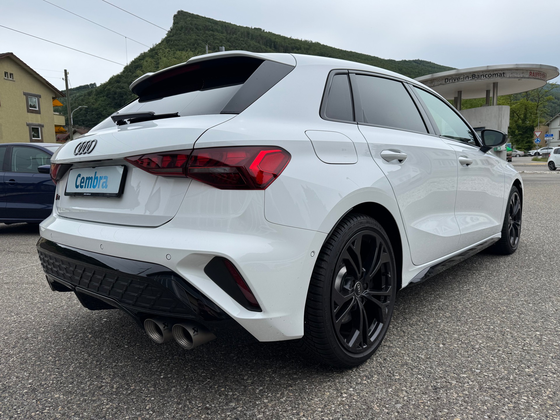 AUDI AUDI S3 Sportback *Performance Akrapovic* TFSI quattro S-tronic-image-5
