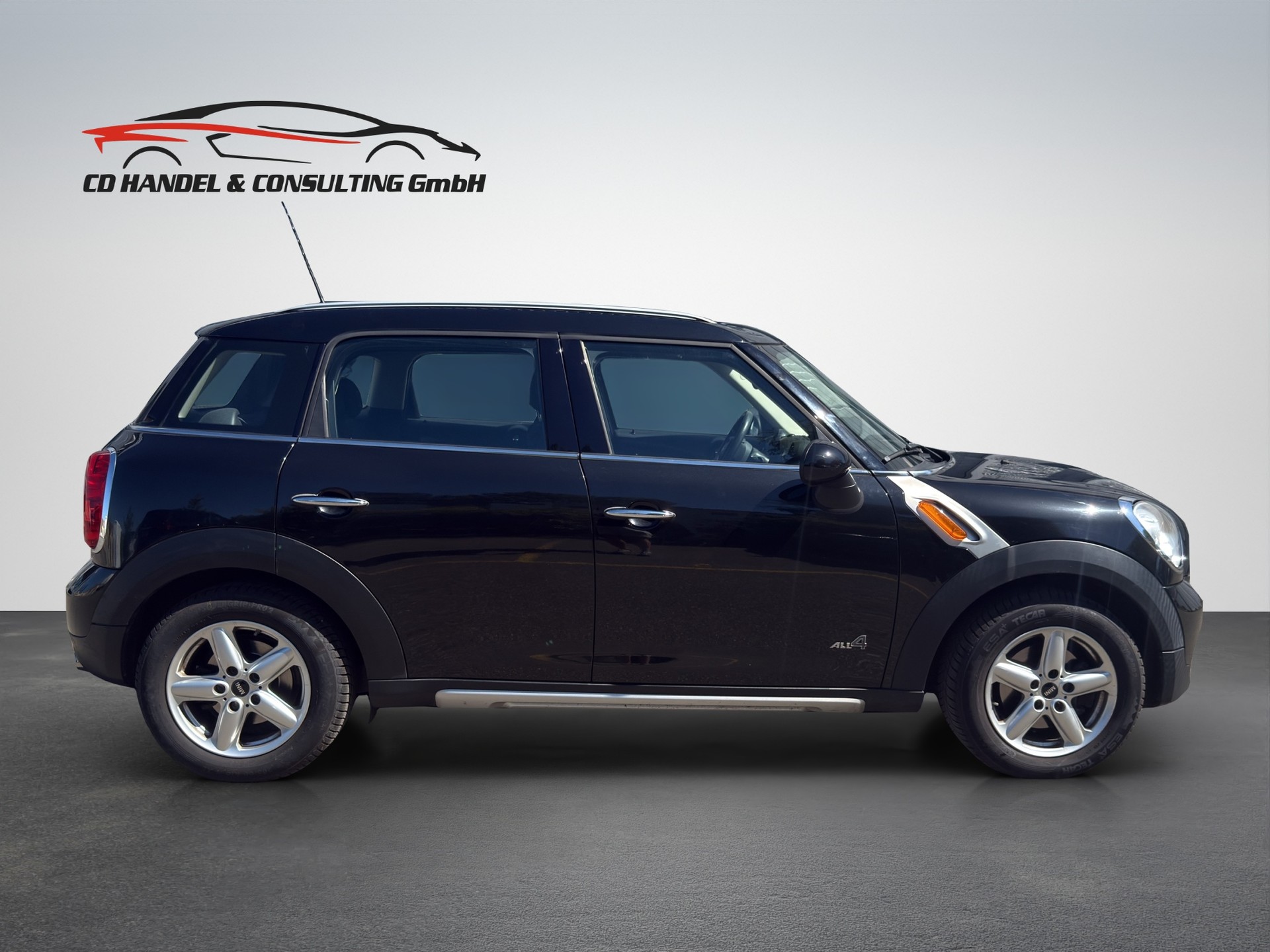 MINI Countryman Cooper D ALL4 Steptronic-image-4