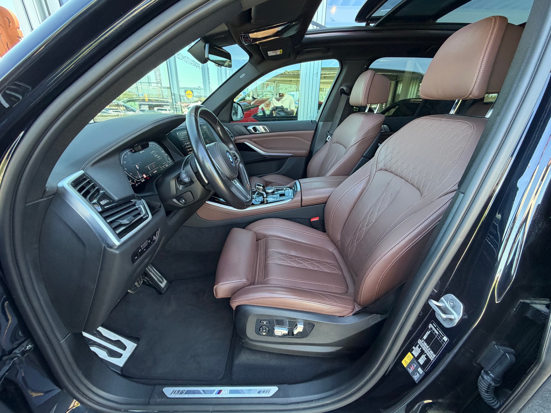 BMW X5 xDrive45e M Sport Steptronic-image-15