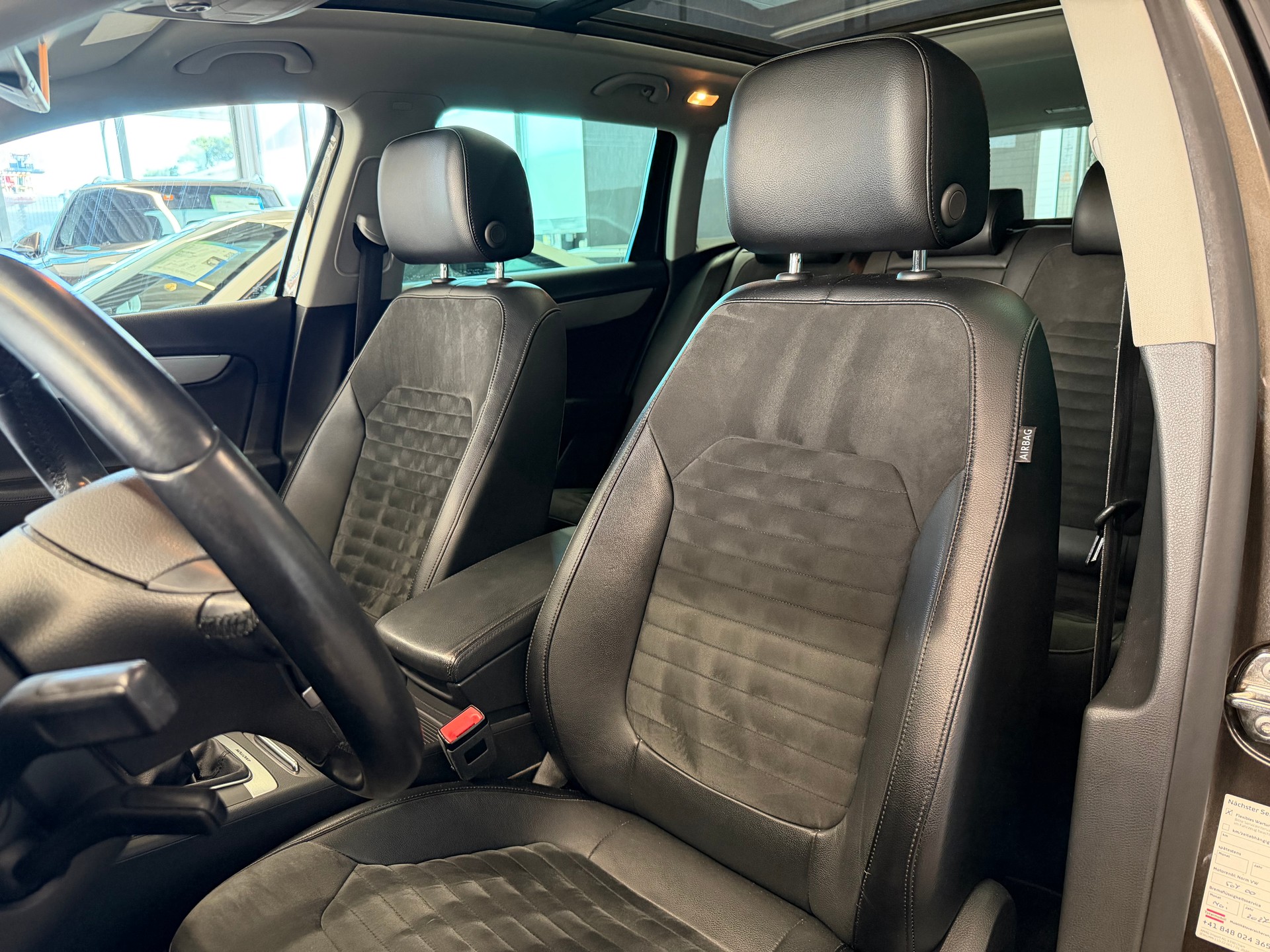 VW Passat Variant 2.0 TDI BMT Highline 4M-image-10