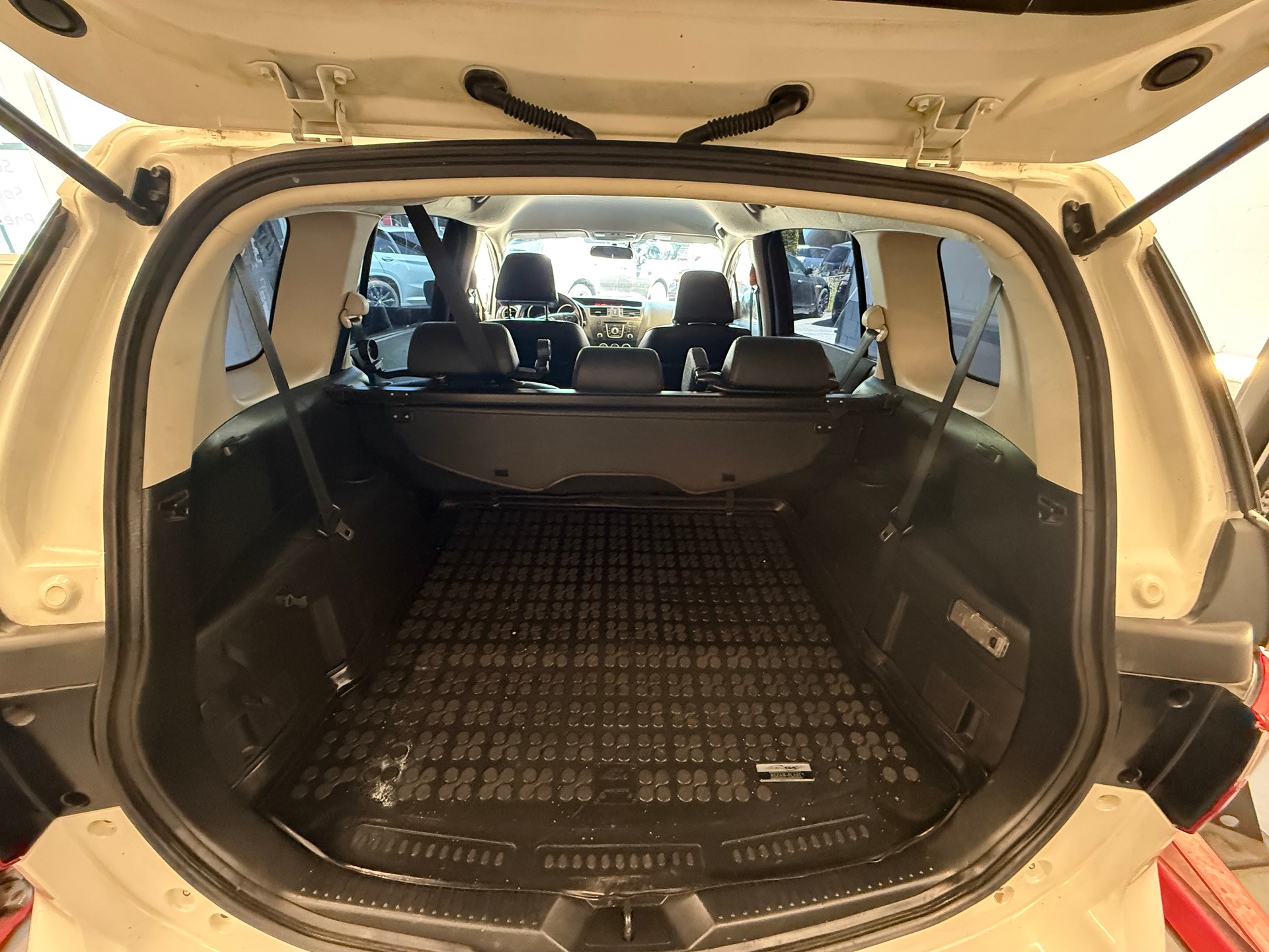 MAZDA 5 2.0 16V Exclusive-image-11