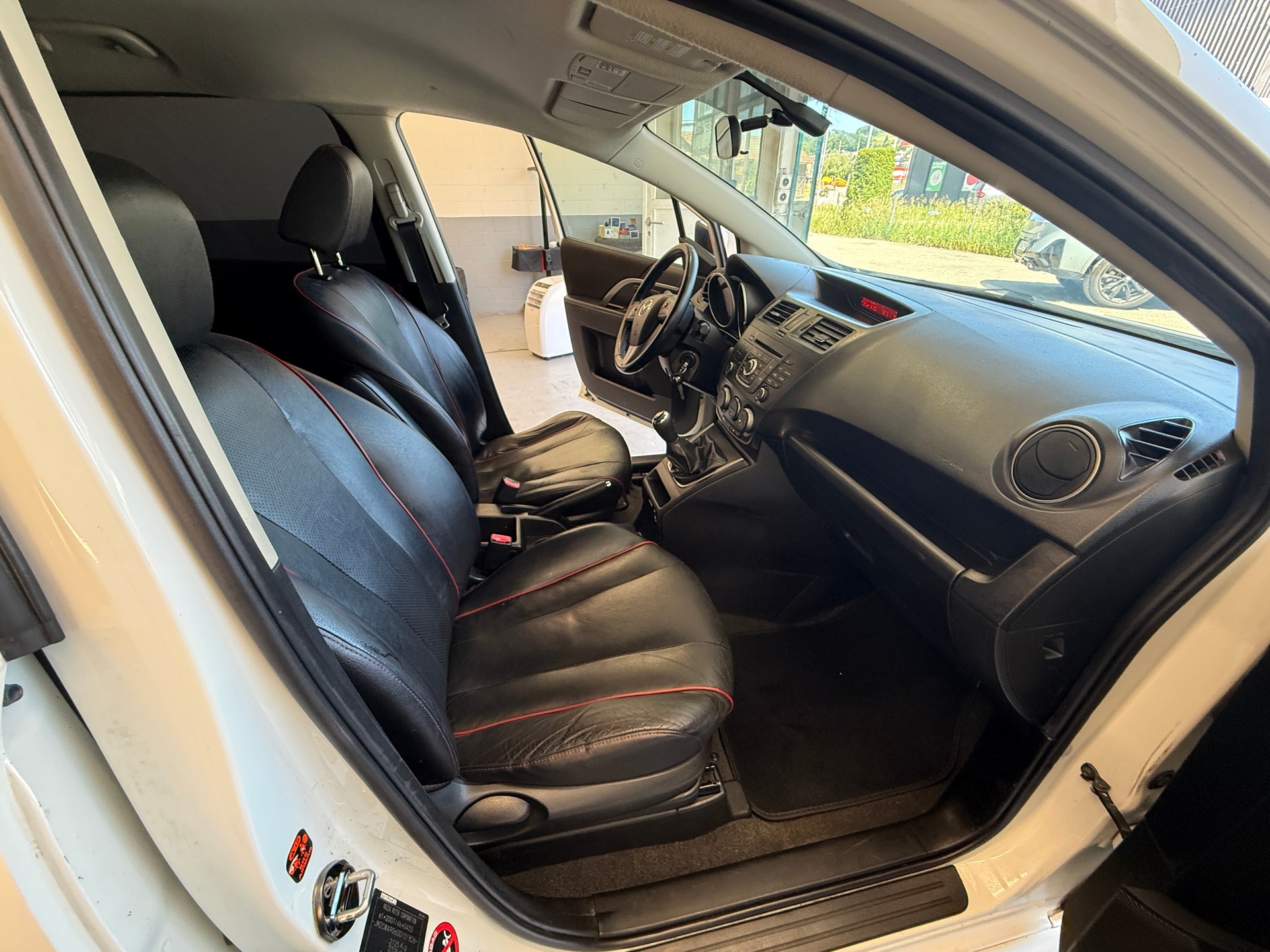 MAZDA 5 2.0 16V Exclusive-image-7
