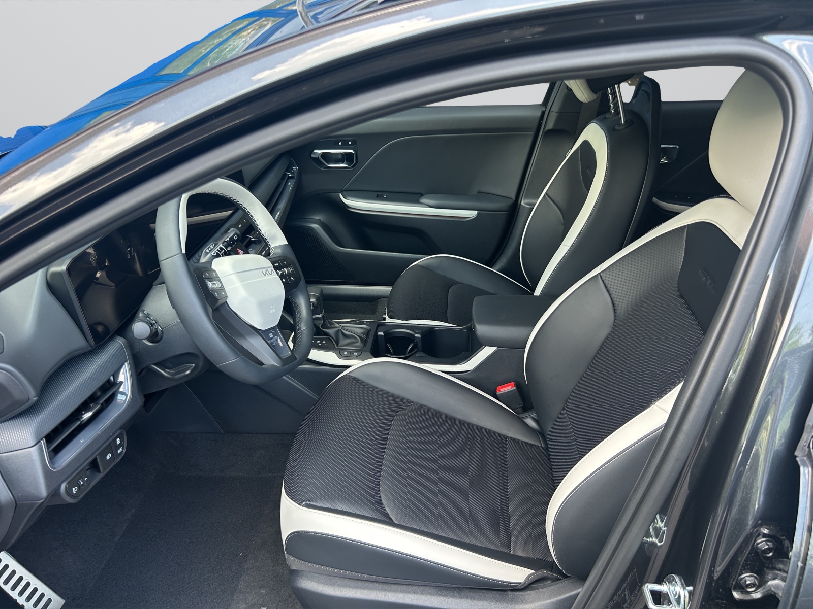 KIA K4 SW 1.6 T-GDi GT-Line-image-4
