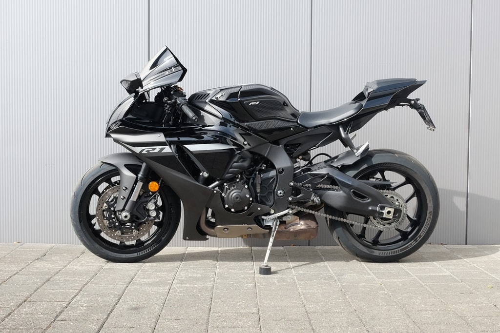 YAMAHA YZF-R1 ABS-image-4