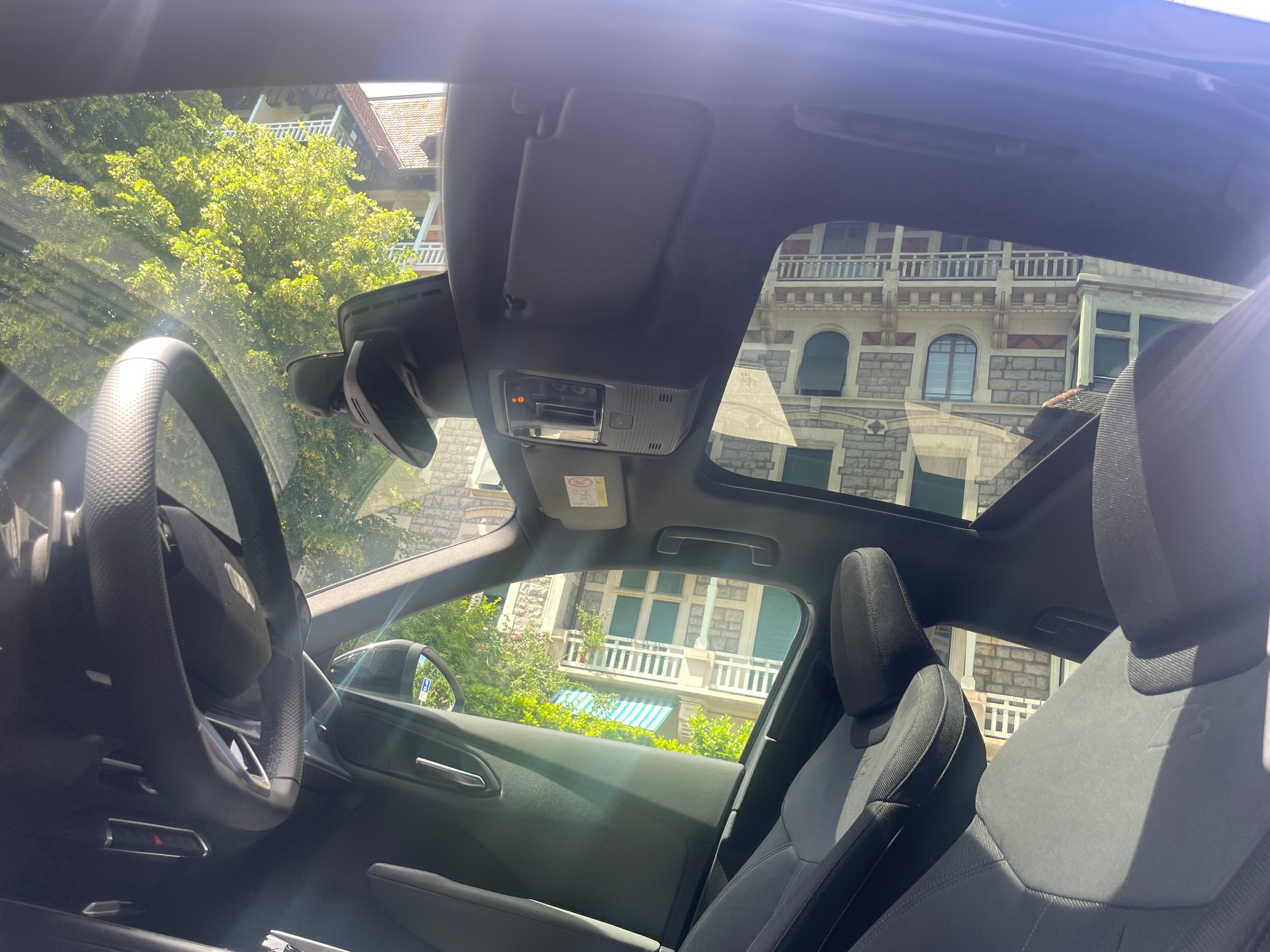 AUDI Q3 SB TFSI quattro 150kW-image-7