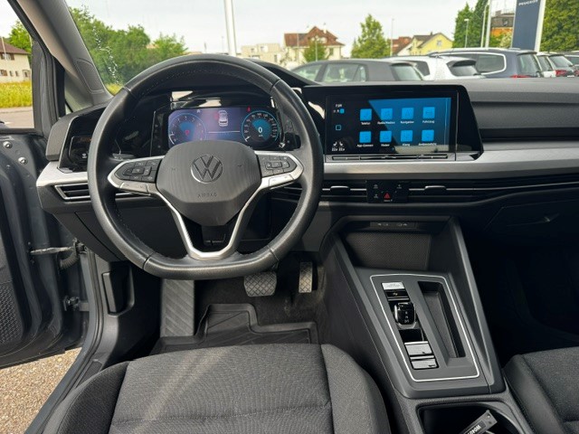 VW Golf 1.5 e TSI ACT Life DSG-image-5