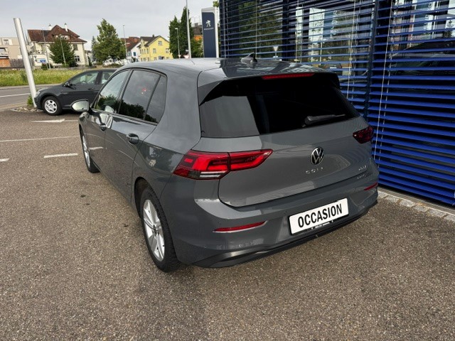 VW Golf 1.5 e TSI ACT Life DSG-image-2