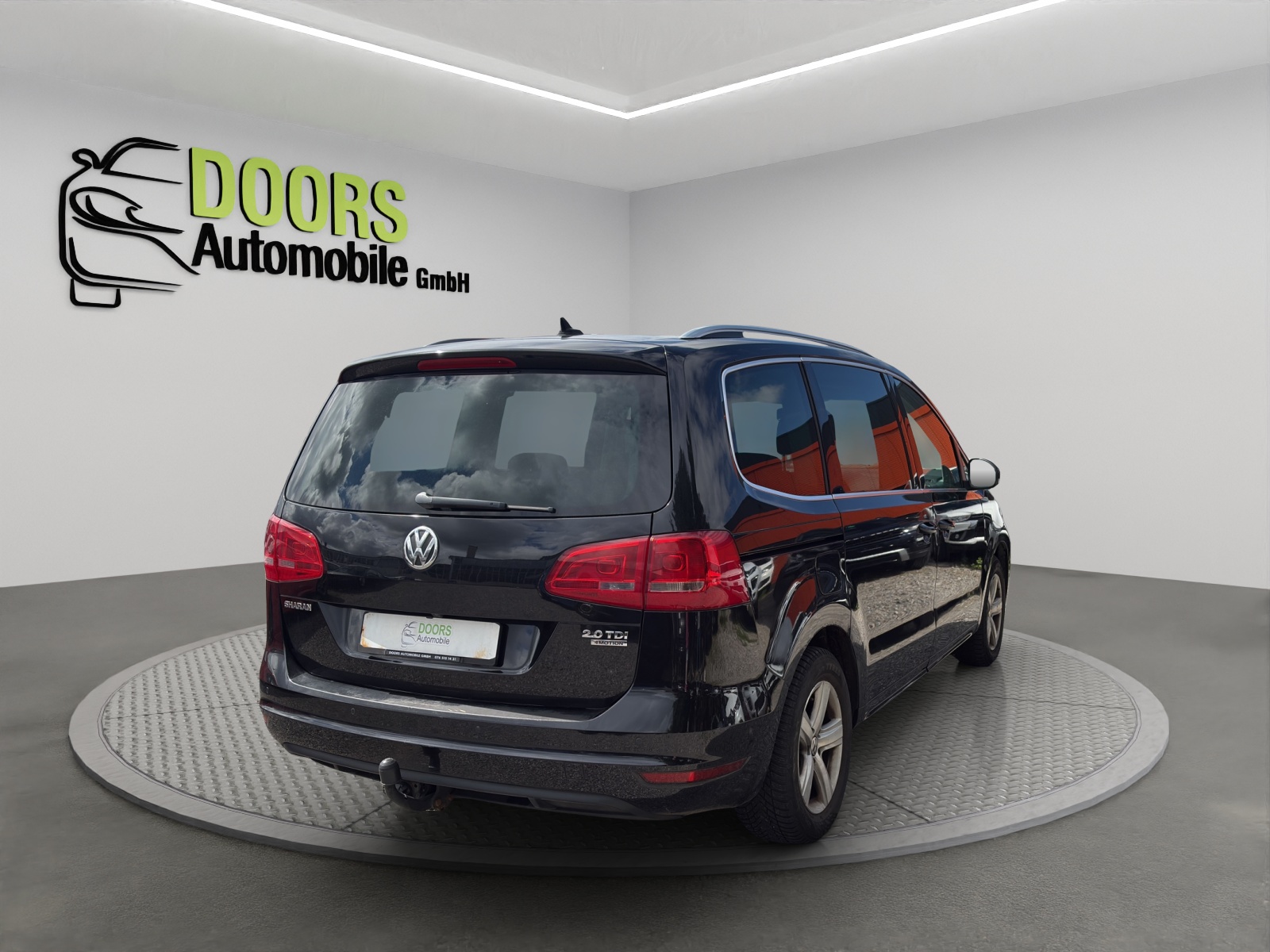 VW Sharan 2.0 TDI BMT Trendline 4Motion-image-4