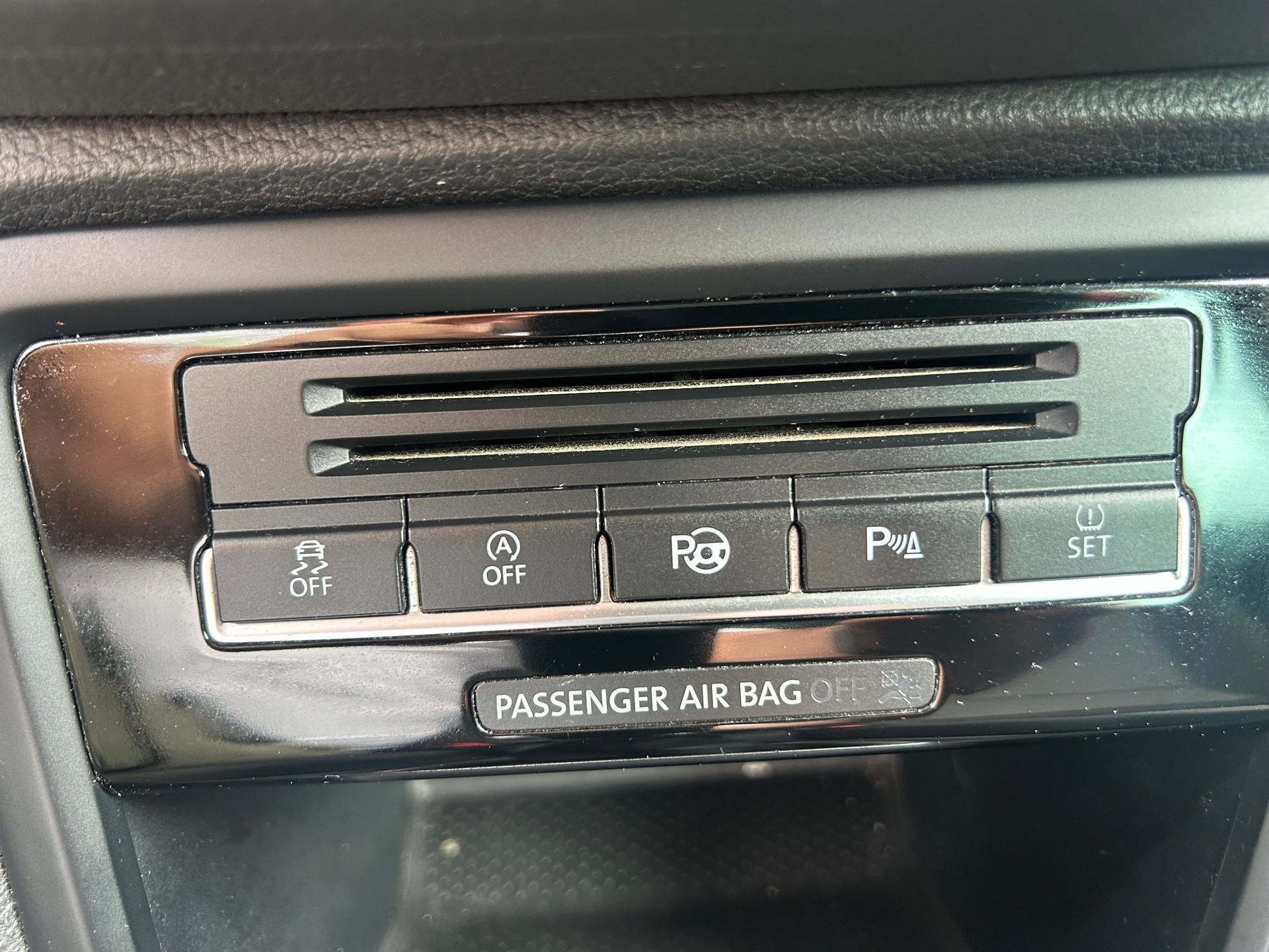 VW Sharan 2.0 TDI BMT Trendline 4Motion-image-21