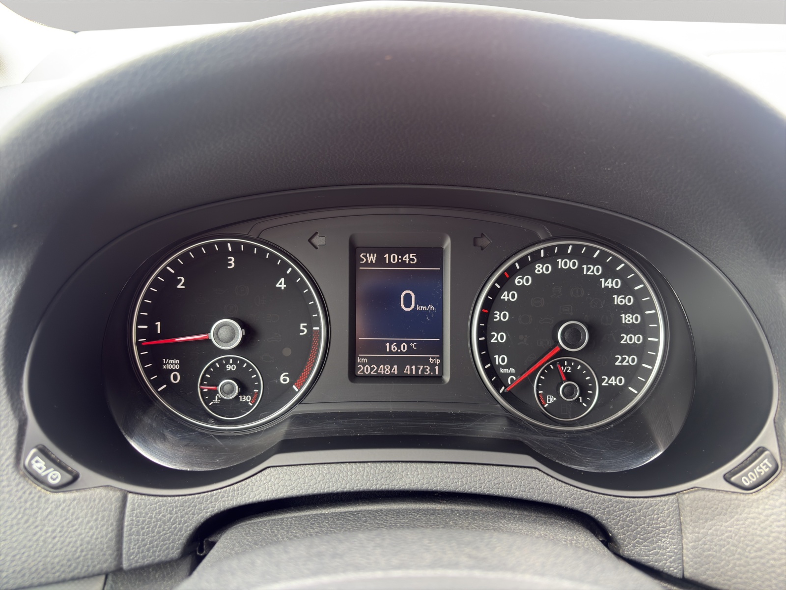 VW Sharan 2.0 TDI BMT Trendline 4Motion-image-23