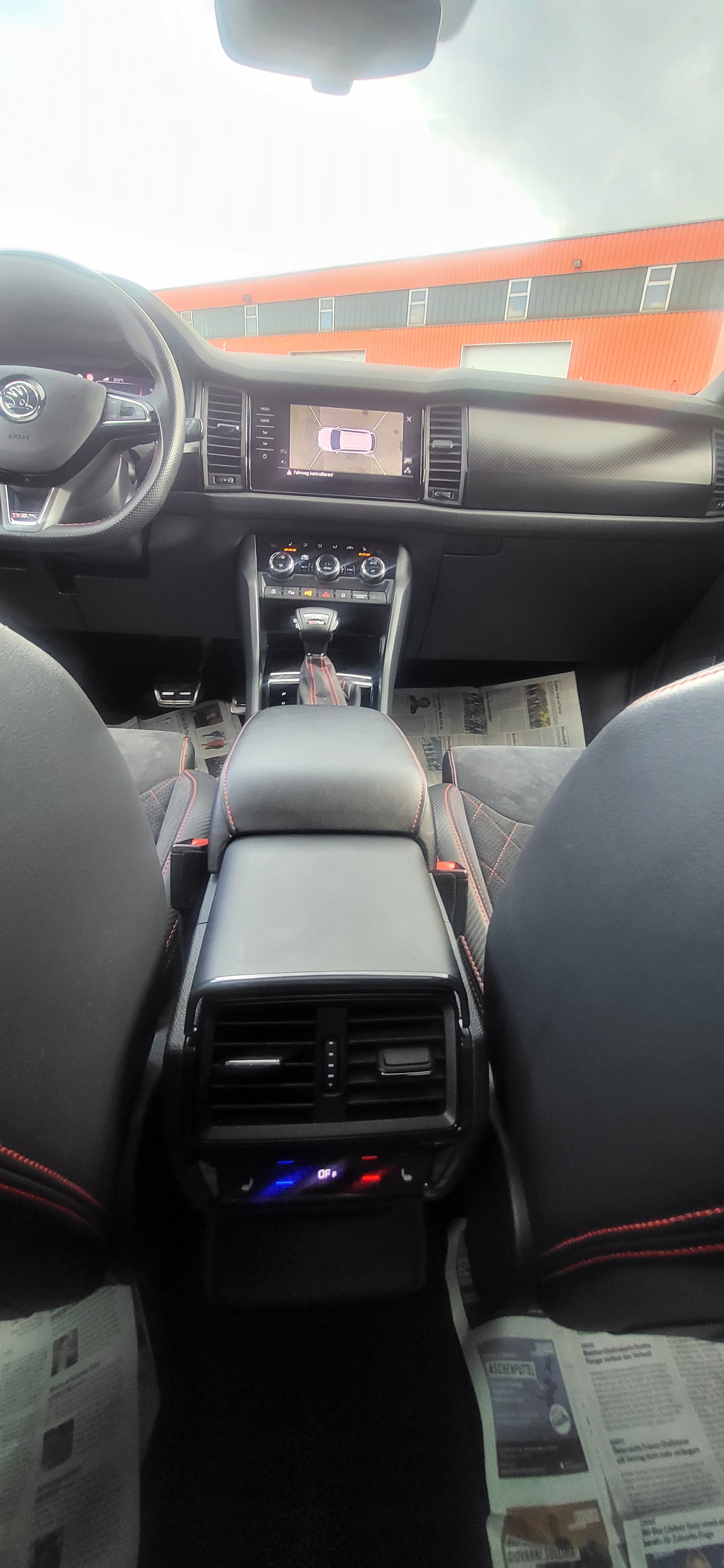 SKODA Kodiaq 2.0 Bi-TDI SCR RS 4x4 DSG-image-10