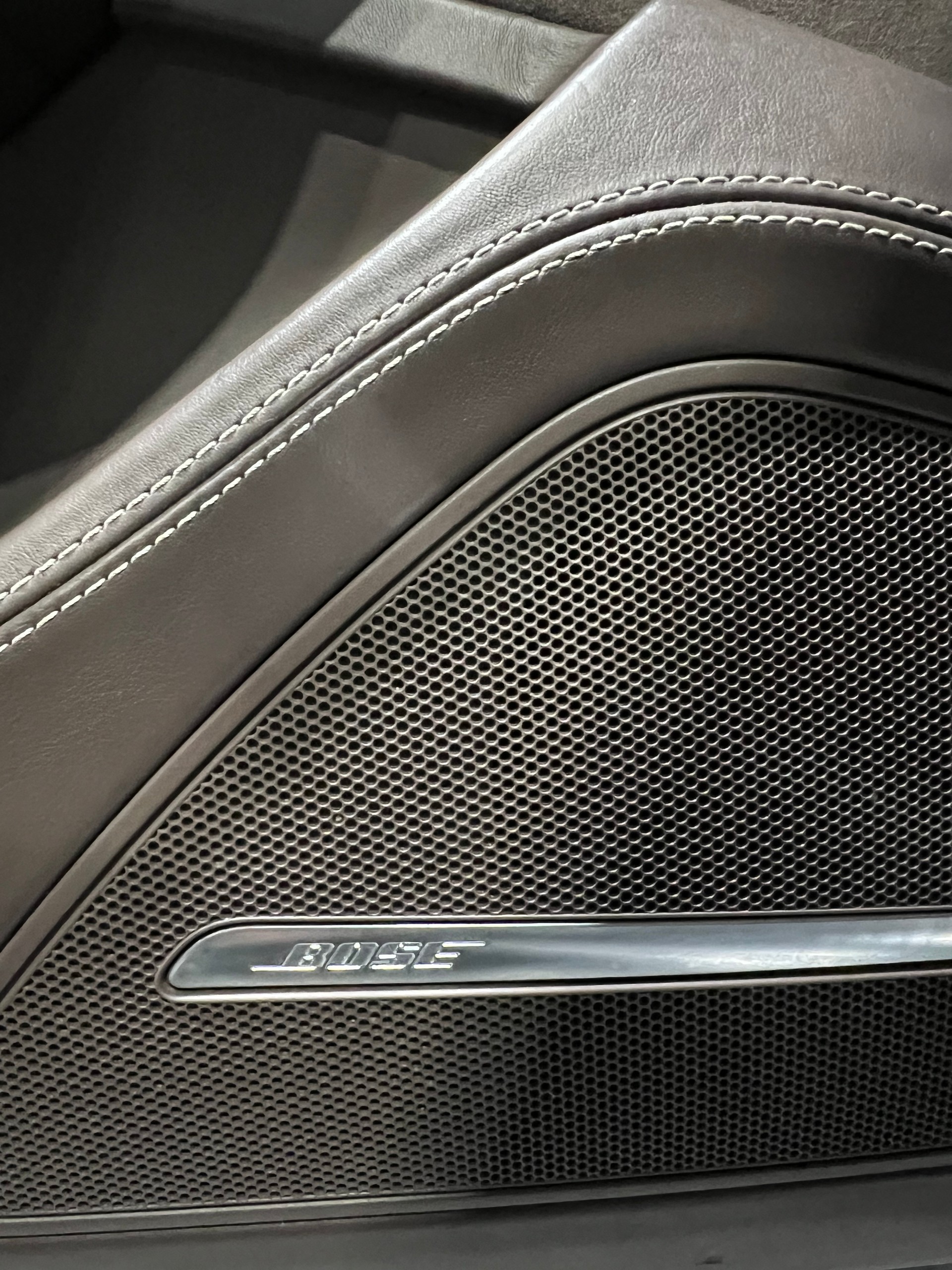 AUDI A8 4.2 FSI qu**Panodach,Soft Close,Alcantara Dachhimmel,MFK 2026**Np CHF 221'028**-image-11