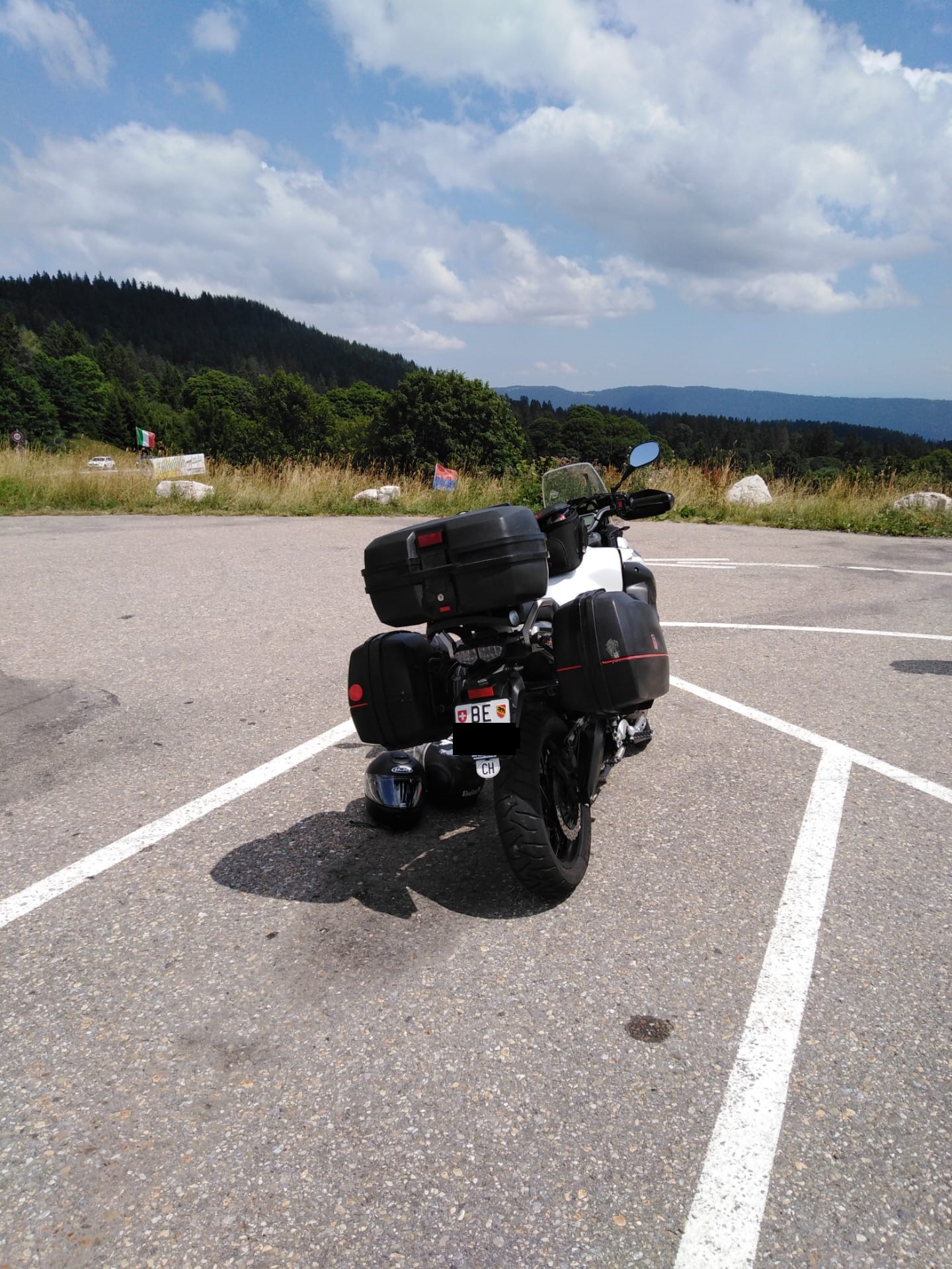 YAMAHA XT 1200 Z Super Ténéré-image-2