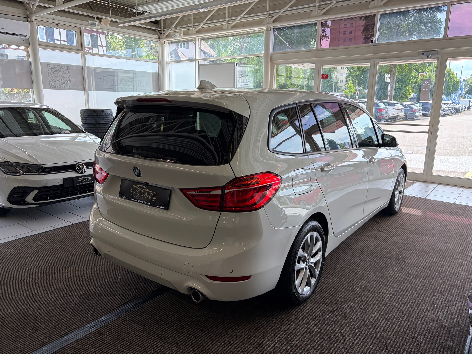 BMW 220d xDrive Gran Tourer | CH Fzg. | Driving Assistant Plus | Kamera | LED Scheinw. | HeadUp | Sportsitze |-image-27