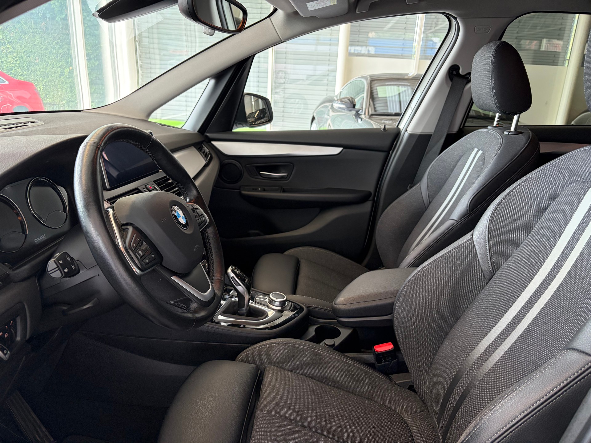 BMW 220d xDrive Gran Tourer | CH Fzg. | Driving Assistant Plus | Kamera | LED Scheinw. | HeadUp | Sportsitze |-image-11
