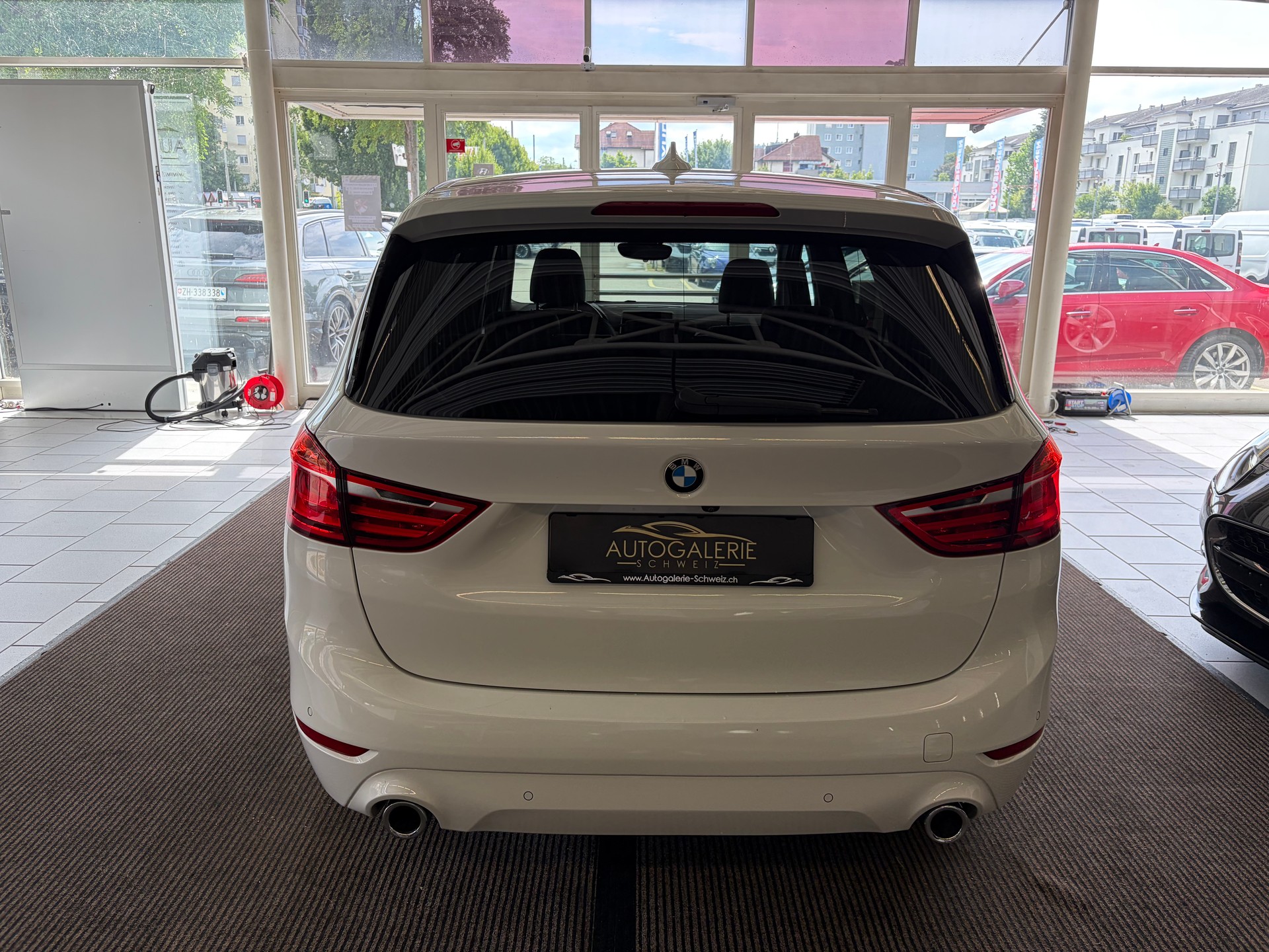 BMW 220d xDrive Gran Tourer | CH Fzg. | Driving Assistant Plus | Kamera | LED Scheinw. | HeadUp | Sportsitze |-image-23