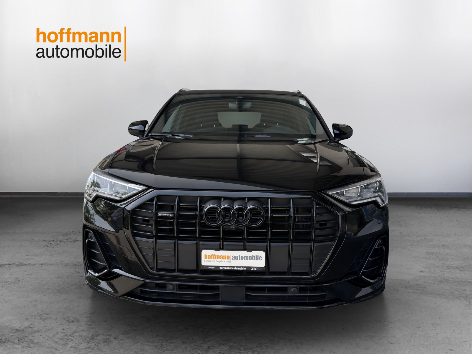 AUDI Q3 45 TFSI quattro S-tronic-showroom-element-1