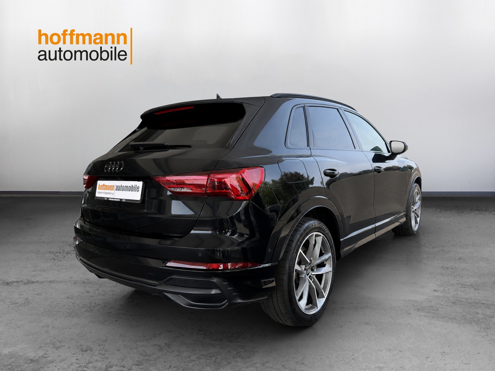 AUDI Q3 45 TFSI quattro S-tronic-showroom-element-3