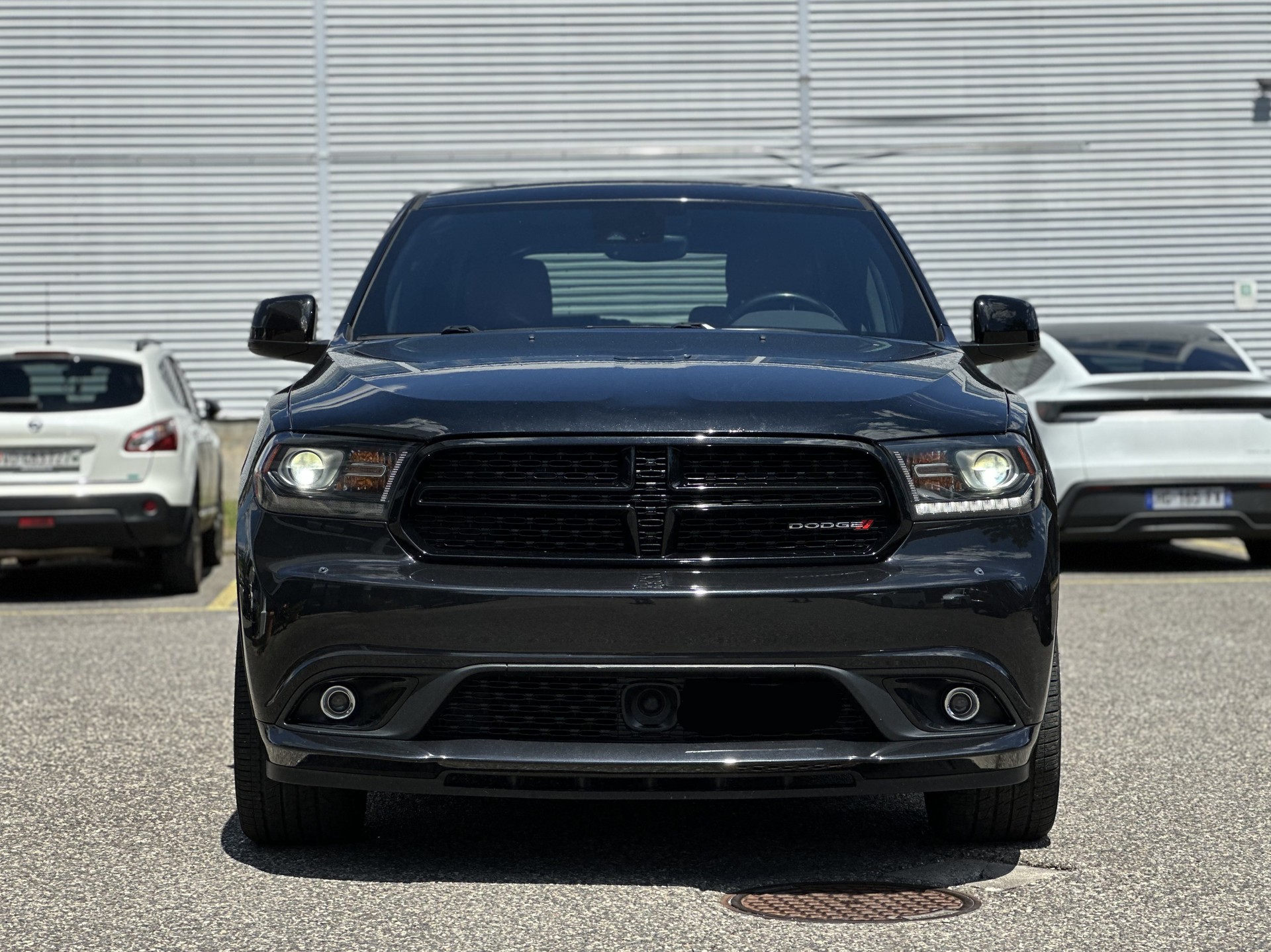 DODGE * Crochet + 6 places *-showroom-element-1