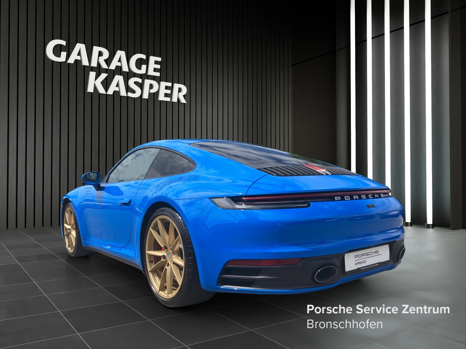 PORSCHE 911 Carrera S-showroom-element-2