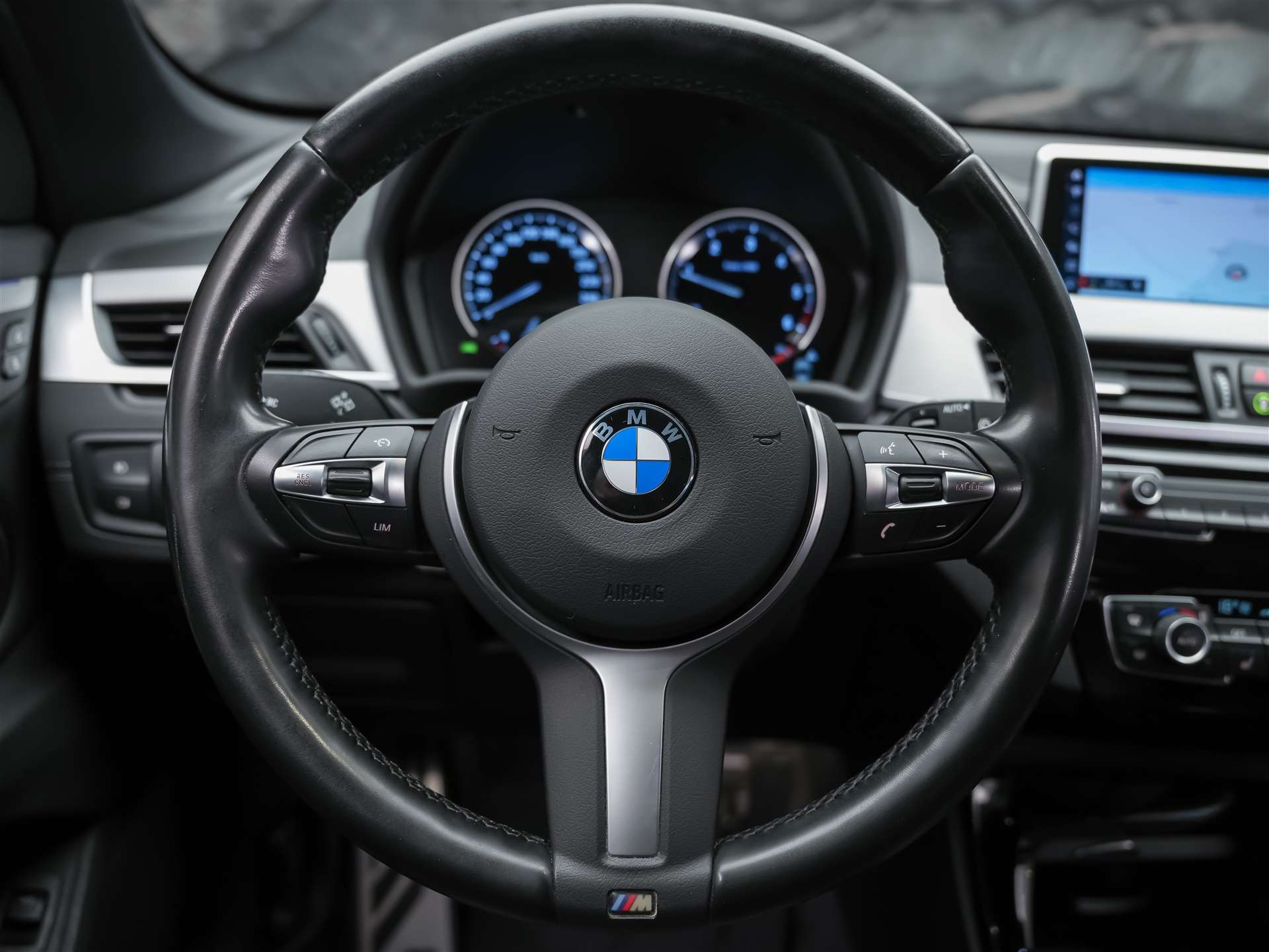 BMW X1 xDrive 18d M Sport Steptronic *CH Auto*El. Sitze mit Memory*-image-28
