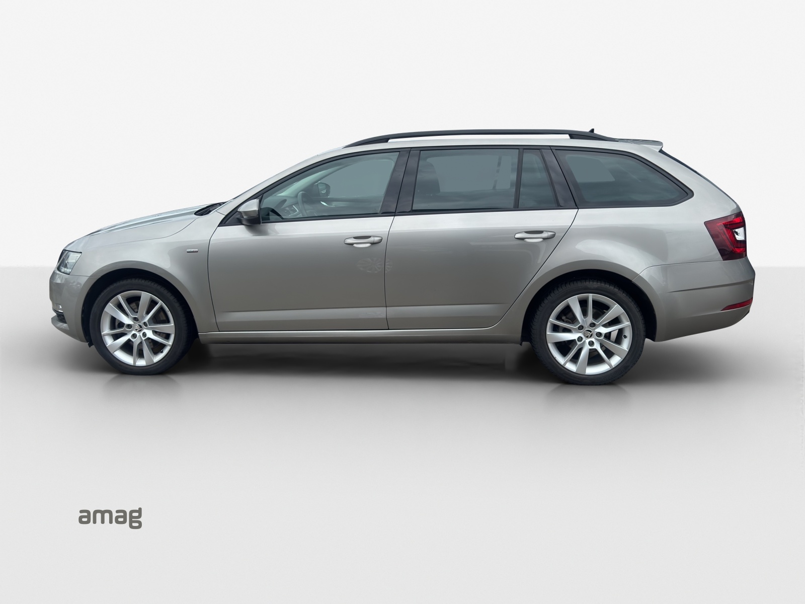 SKODA Octavia Combi 2.0 TSI Clever 4x4 DSG-showroom-element-1