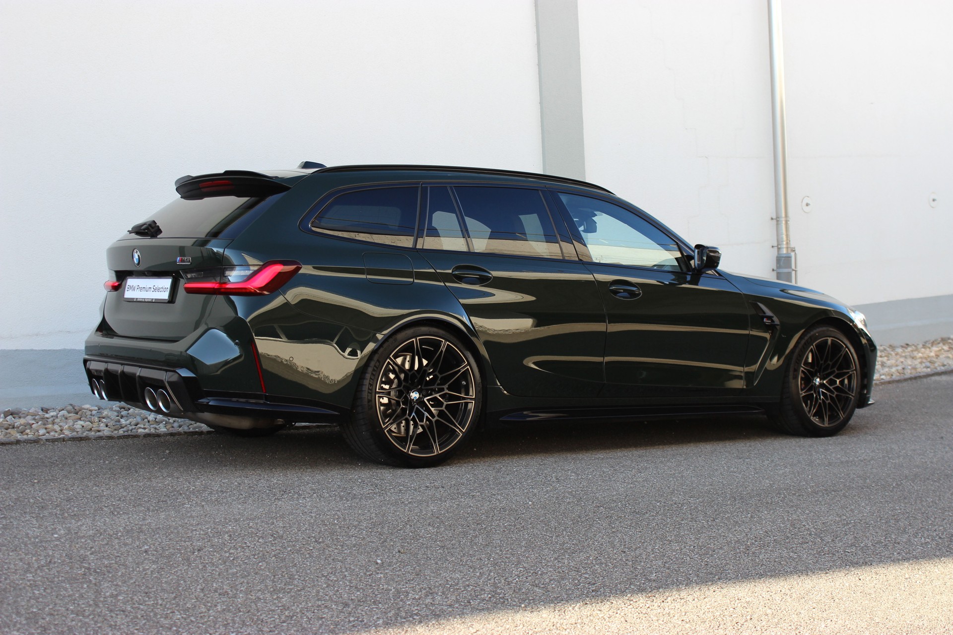 BMW M3 Touring xDrive Competition M CARBON EXTERIEURPAKET Individual *BREWSER GREEN*