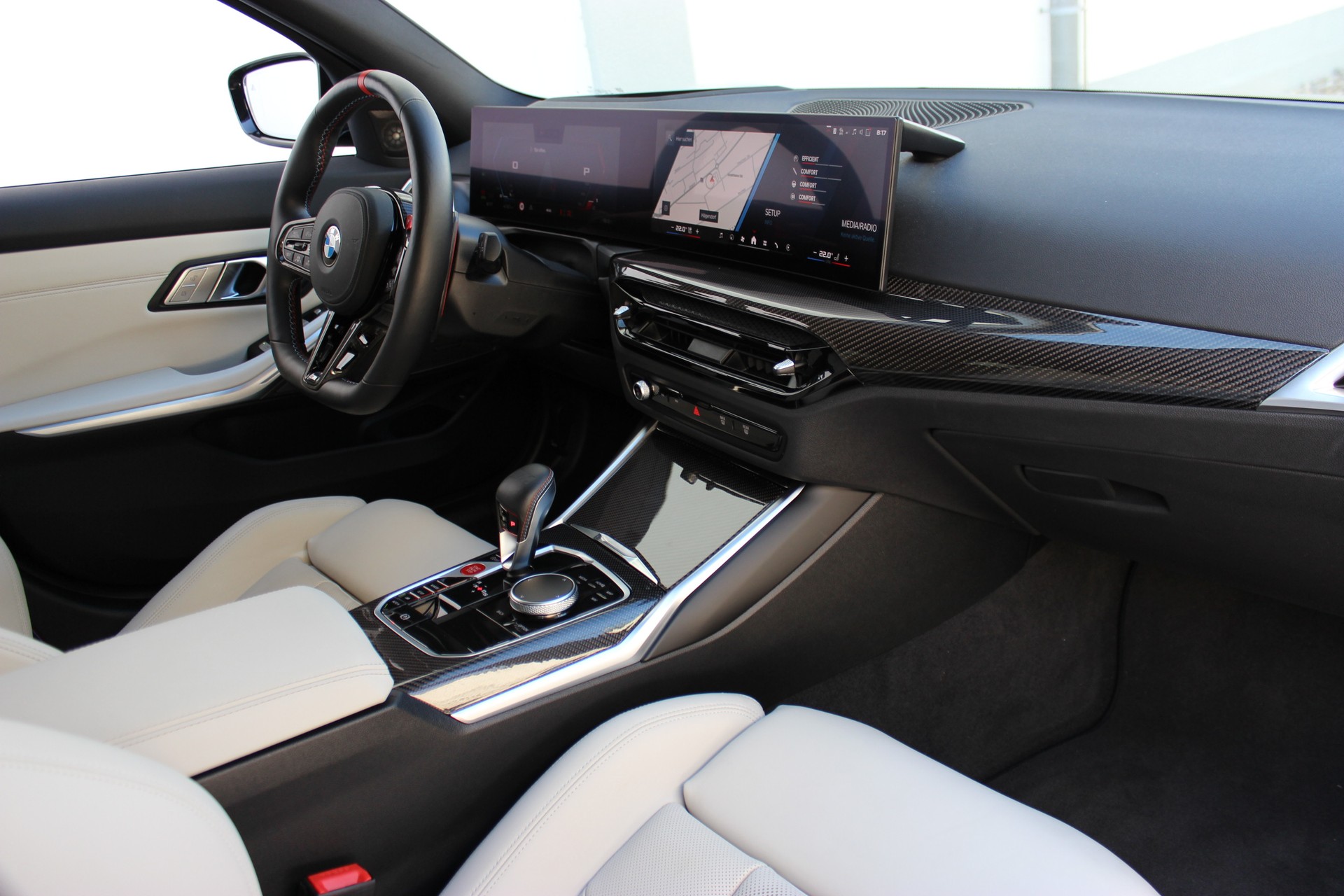 BMW M3 Touring xDrive Competition M CARBON EXTERIEURPAKET Individual *BREWSER GREEN*-showroom-element-1