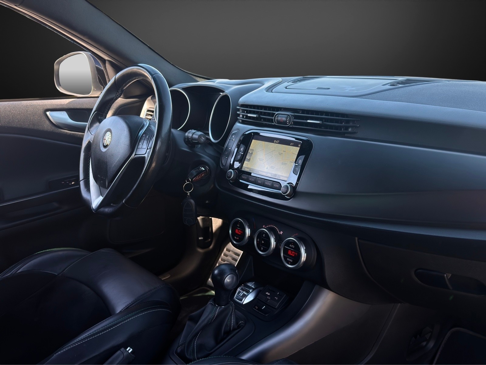 ALFA ROMEO Giulietta 1750 TBi Quadrifoglio Verde TCT mit 241 PS-image-9