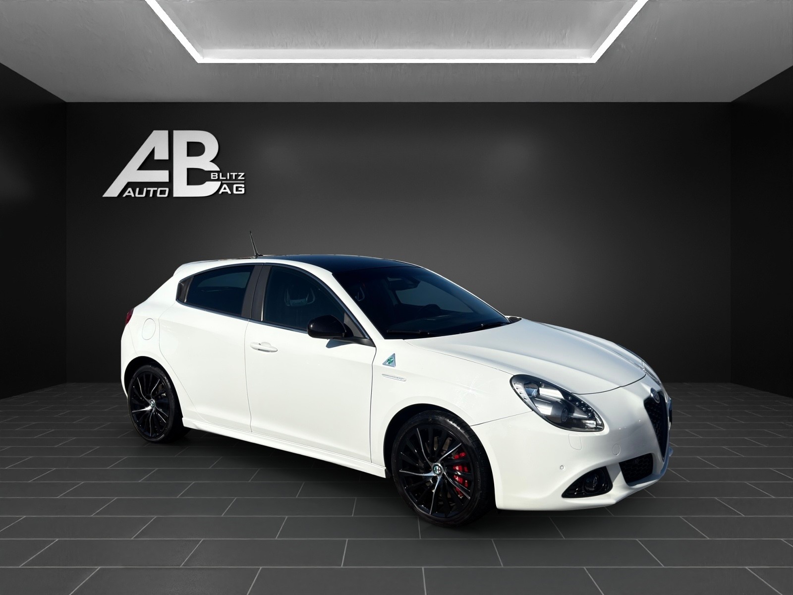 ALFA ROMEO Giulietta 1750 TBi Quadrifoglio Verde TCT mit 241 PS-image-5