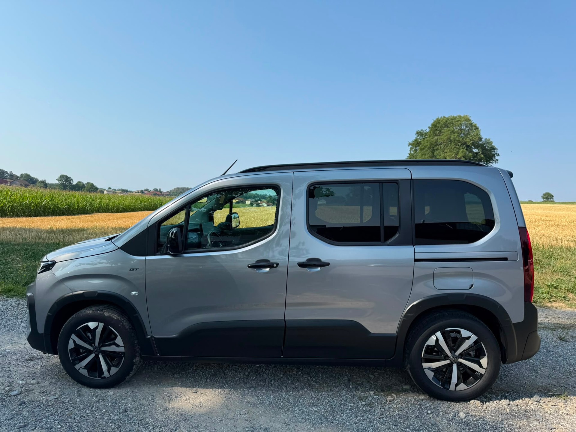 PEUGEOT RIFTER-image-7