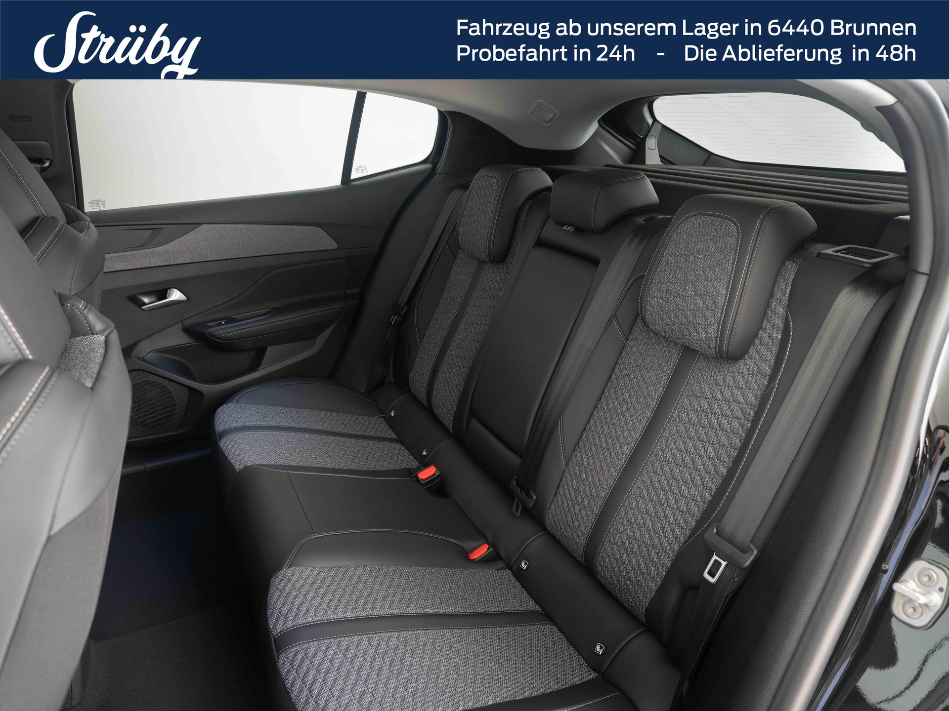 PEUGEOT 408 1.6 PHEV 240PS Allure-image-25